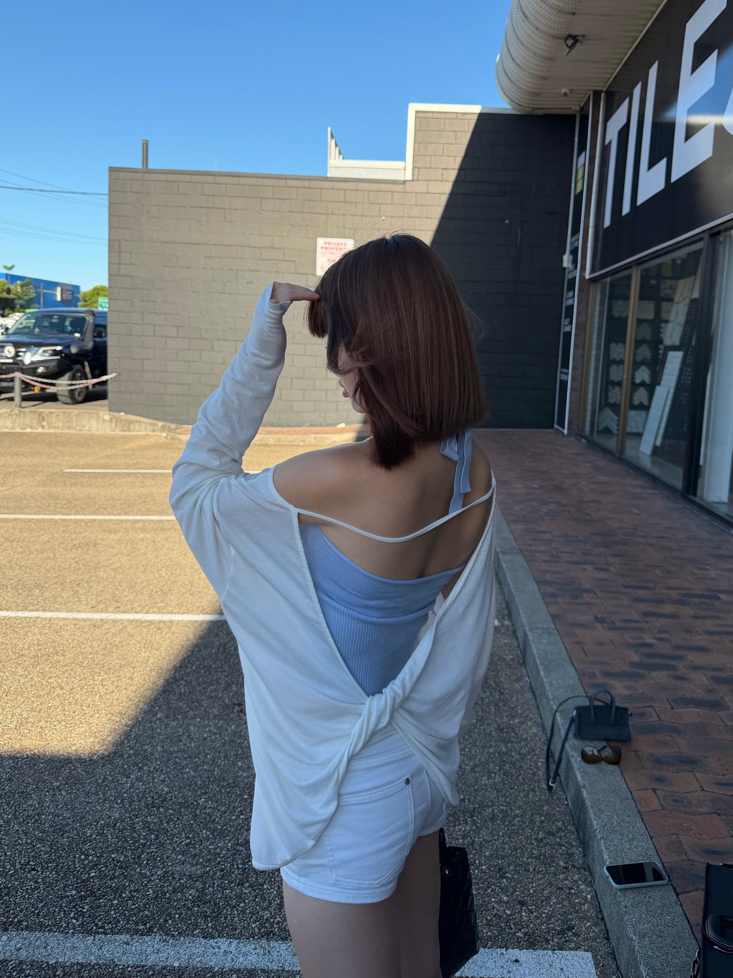NAWS SHEER-BACK LIGHTFLOW TOP
