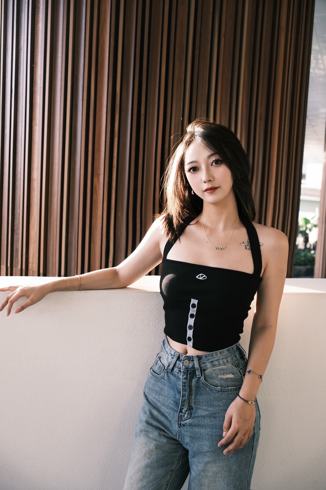 NAWS LAZY STRAP TOP