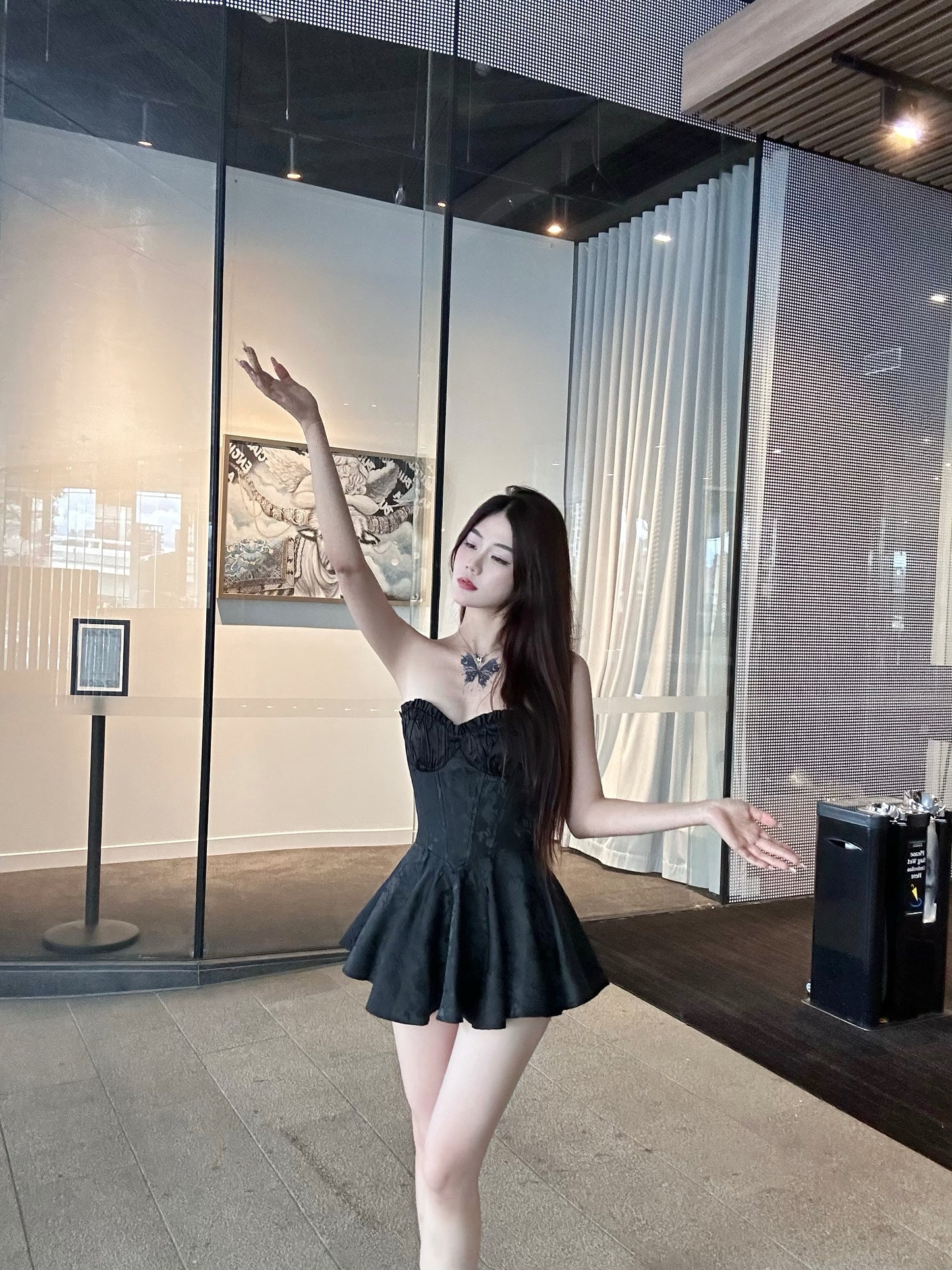 Nana Jacqueline Airina dress