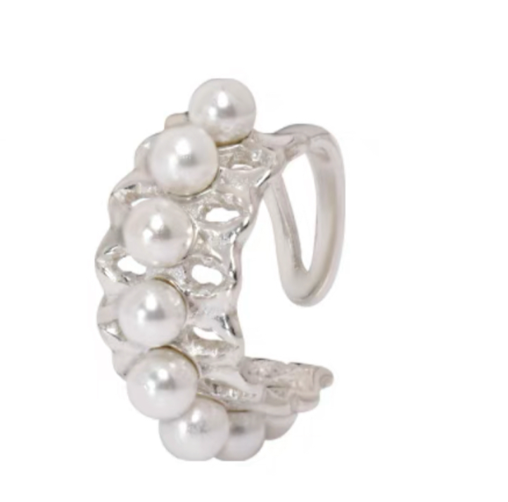 Miowrhyme pearl ear cuff(one sided)