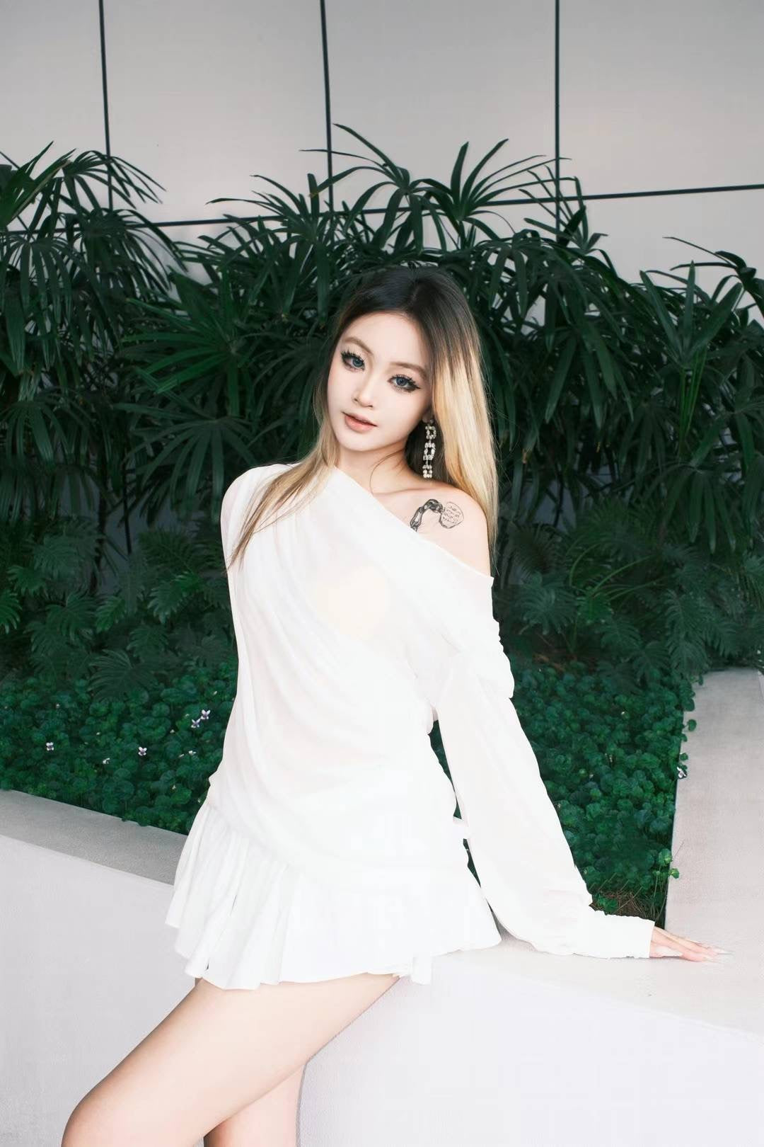 Nana Jacqueline Demi Shorts (White)