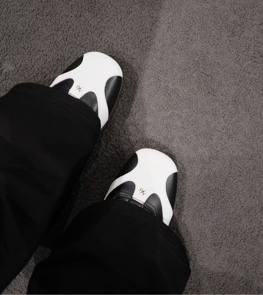 NAWS BLACK NO. N TRAINING SHOES