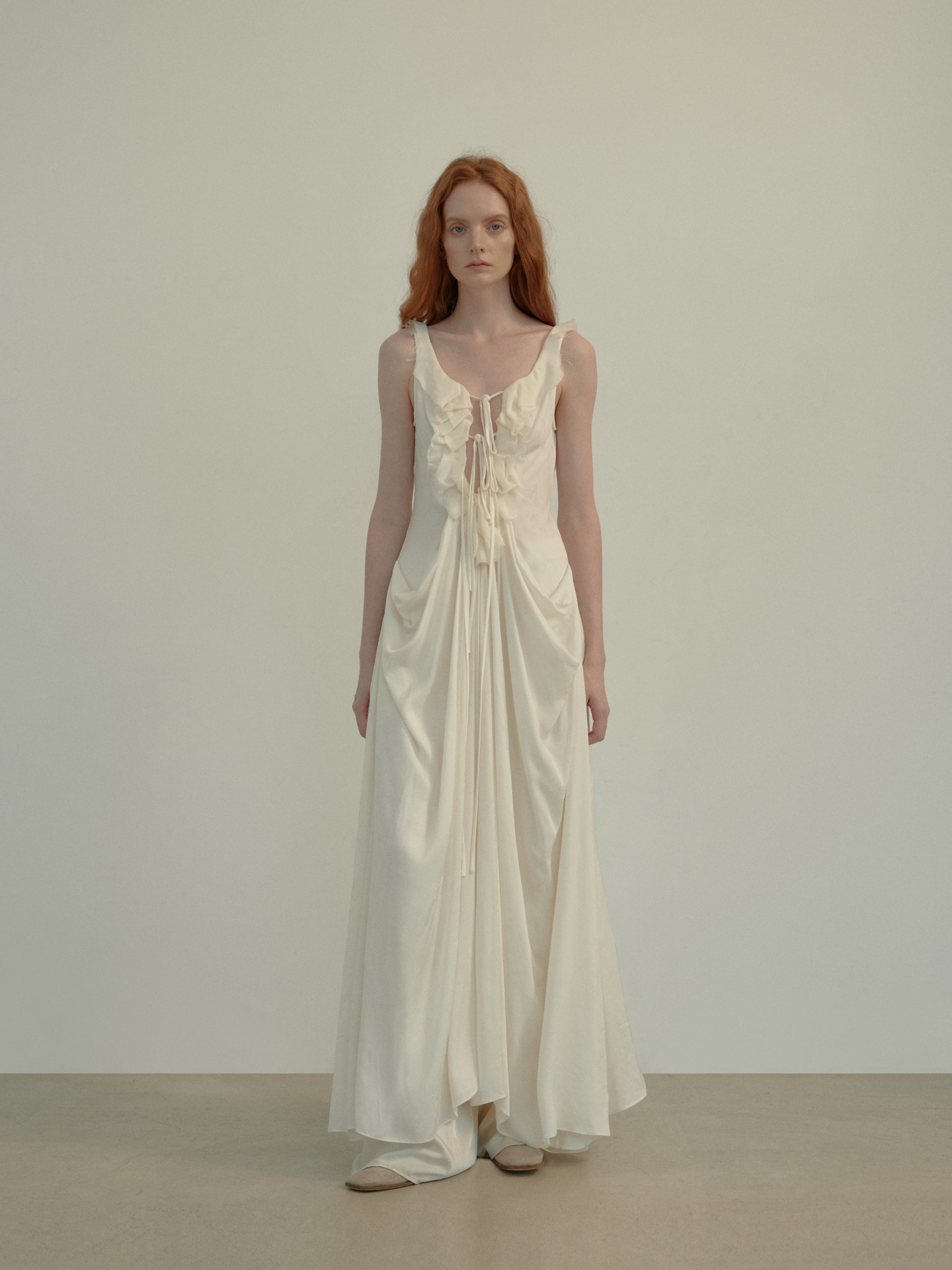ELYWOOD WHITE DRAPED TIE-FRONT DRESS