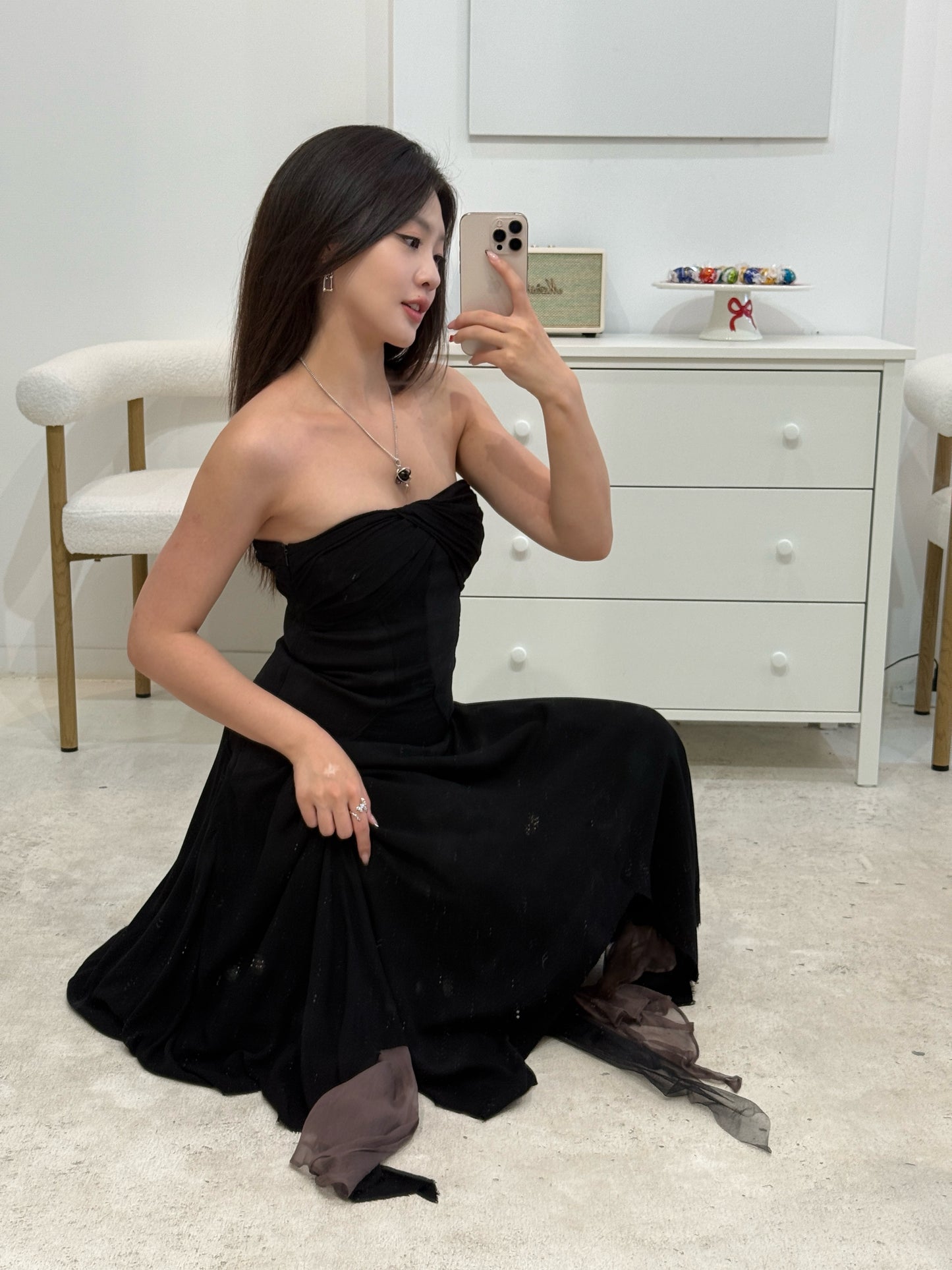 ELYWOOD BLACK CONTRASTING LAYERED TUBE DRESS