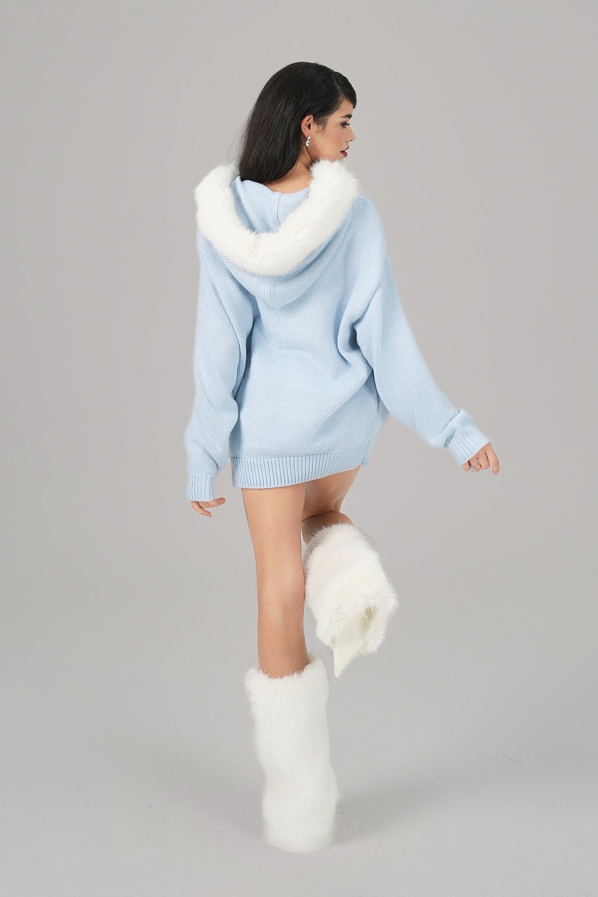 Nana Jacqueline Ava Fur Sweatshirt (Blue)