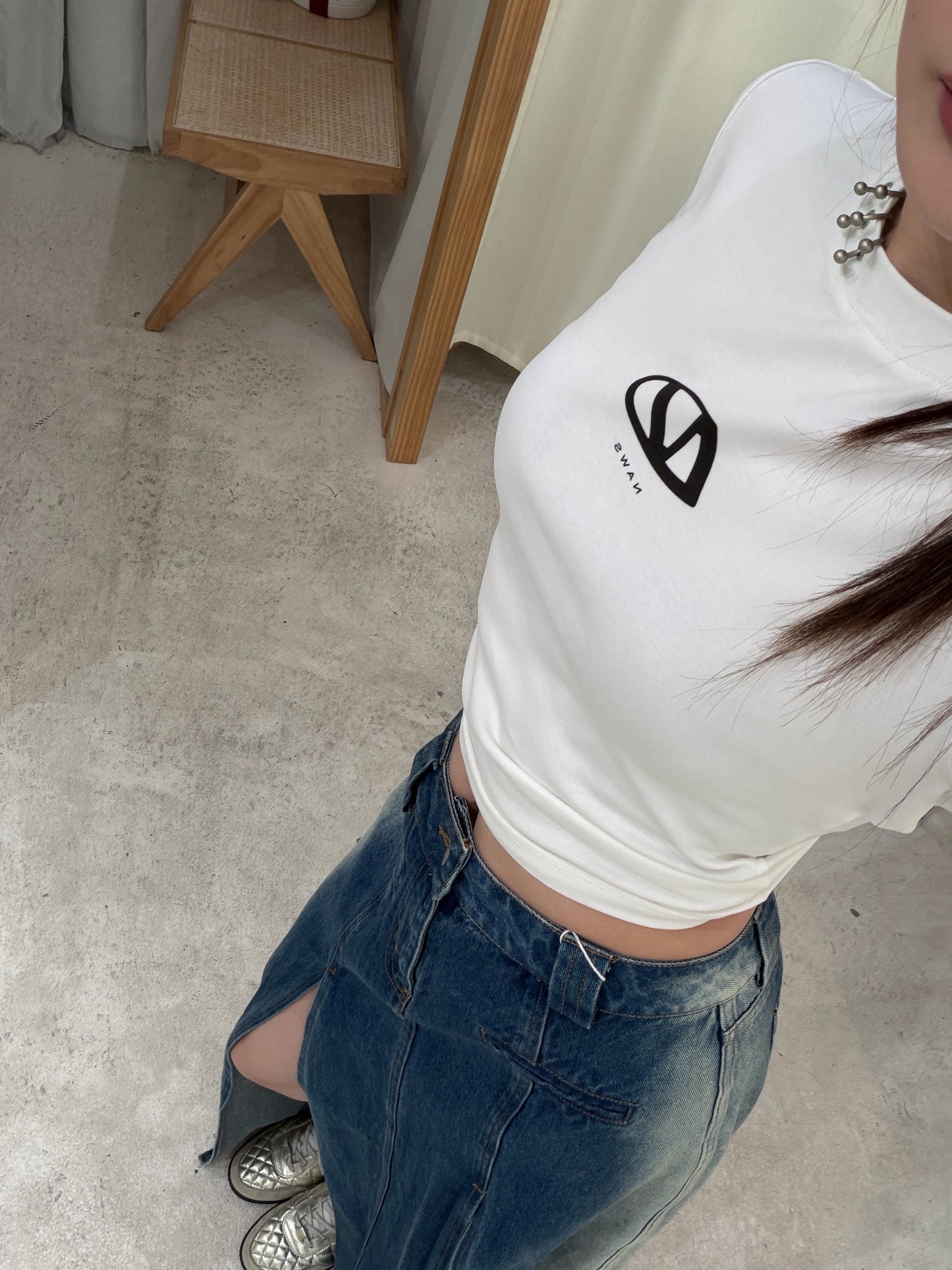 YJ1 HIGH-SLIT DENIM SKIRT