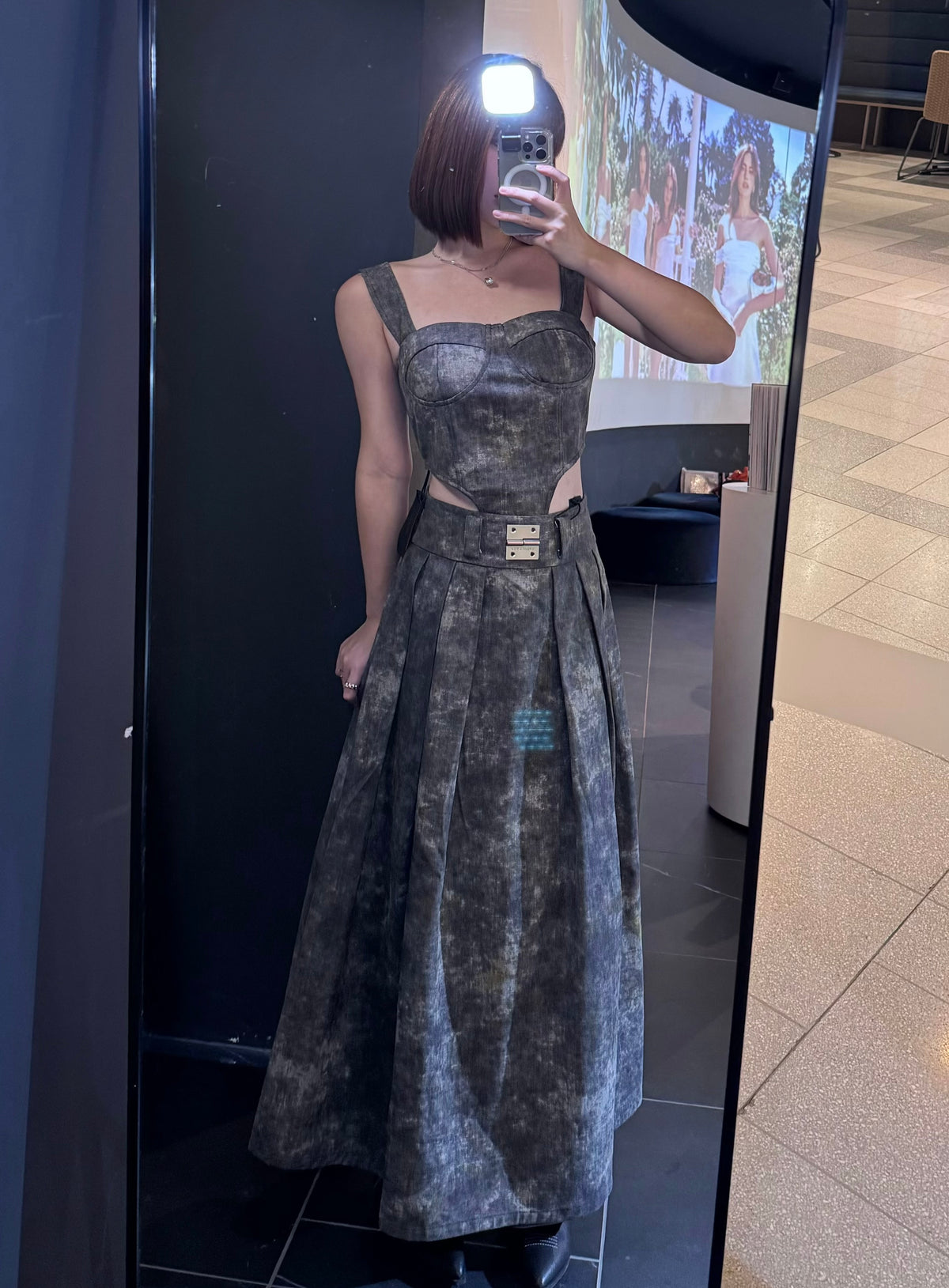 YJ1 DENIM ACID-WASH BUSTIER TOP IN GRAY