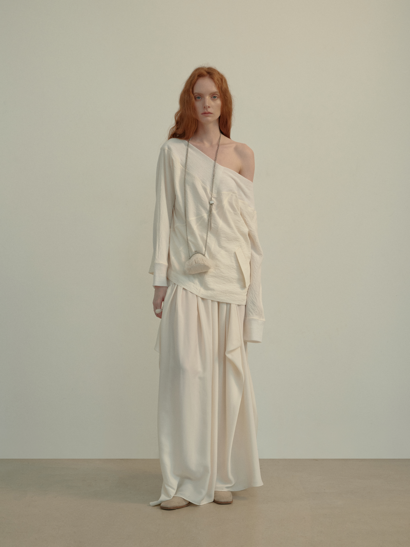 ELYWOOD WHITE ASYMMETRIC RUCHED SKIRT