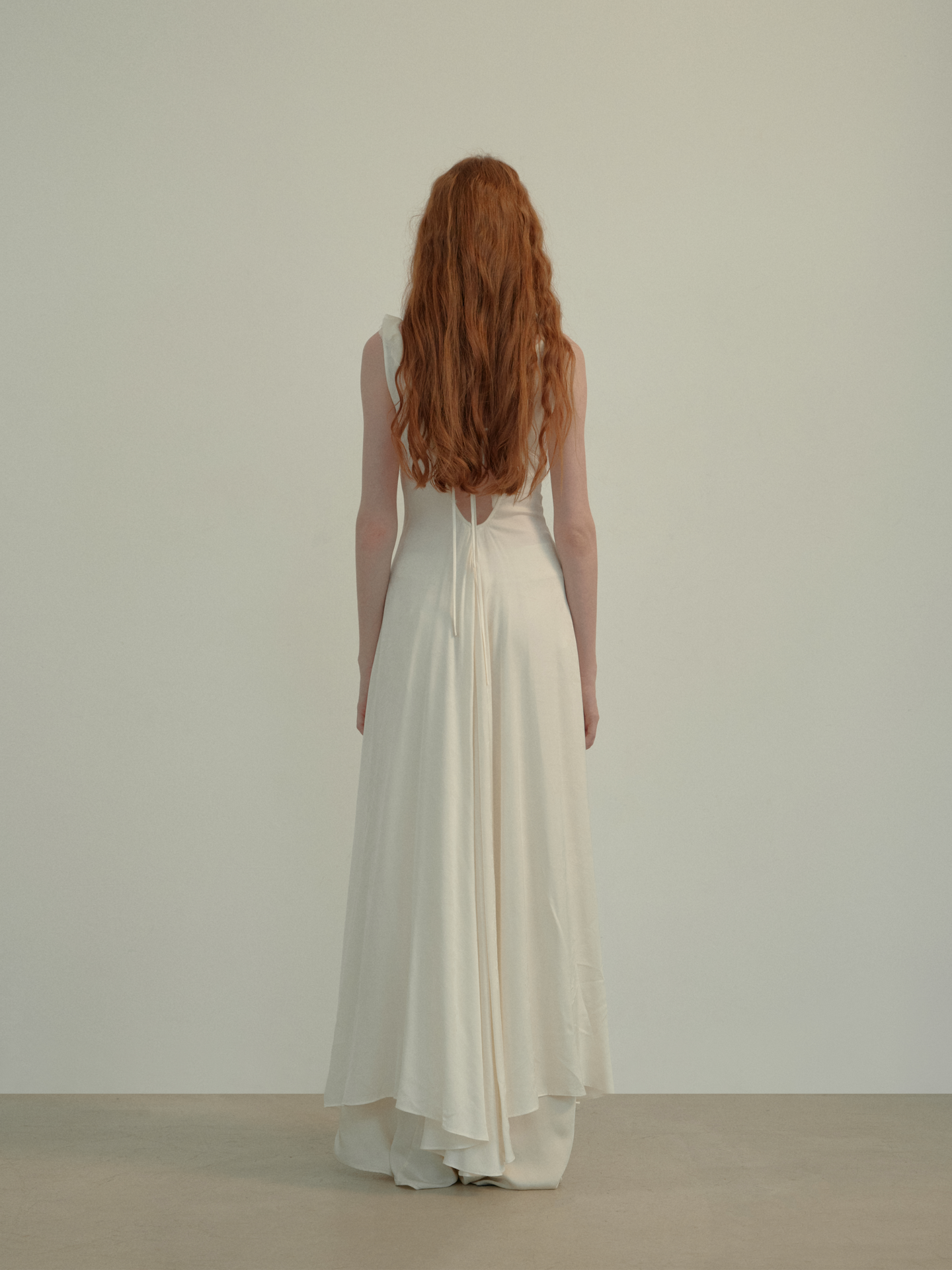 ELYWOOD WHITE DRAPED TIE-FRONT DRESS