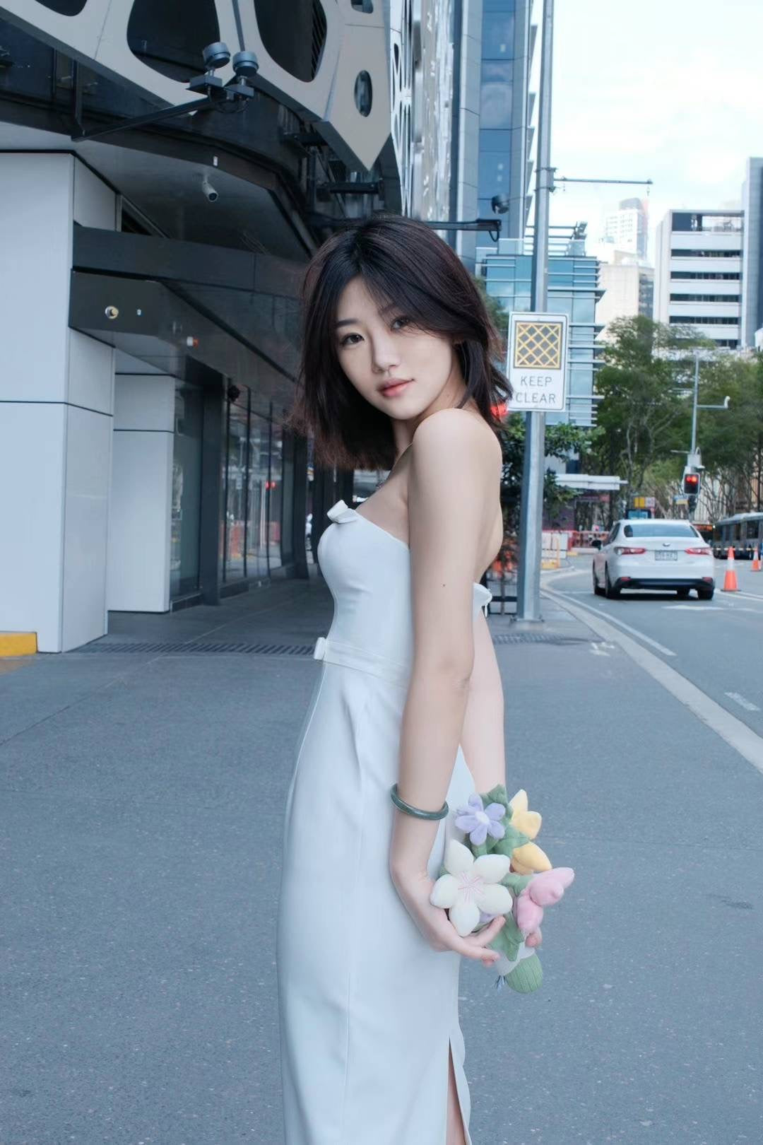 Nana Jacqueline Demi Bow Midi Dress (White)