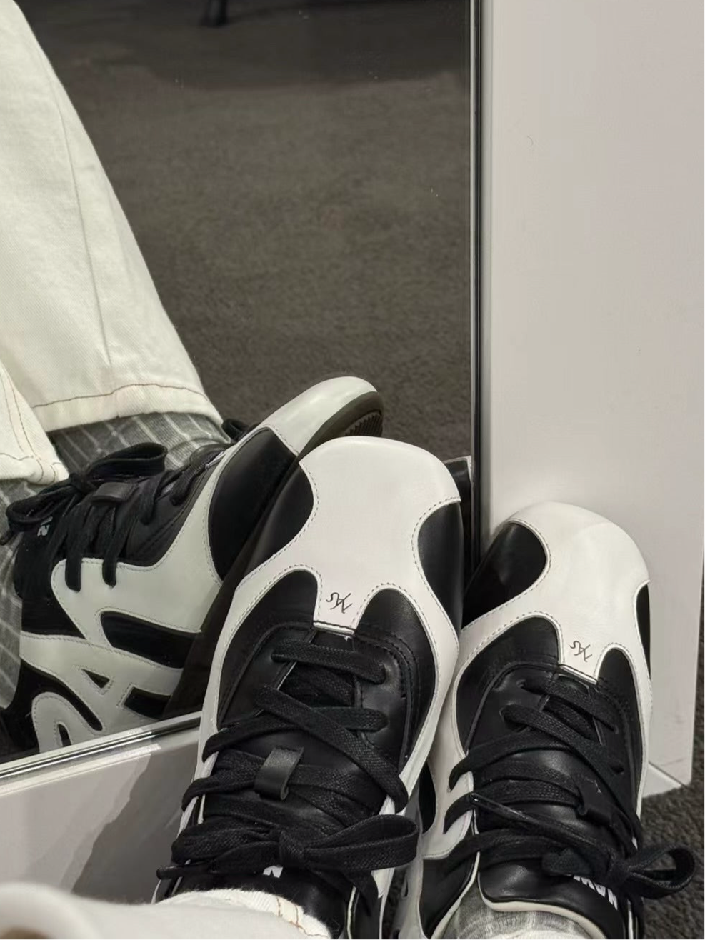 NAWS BLACK NO. N TRAINING SHOES