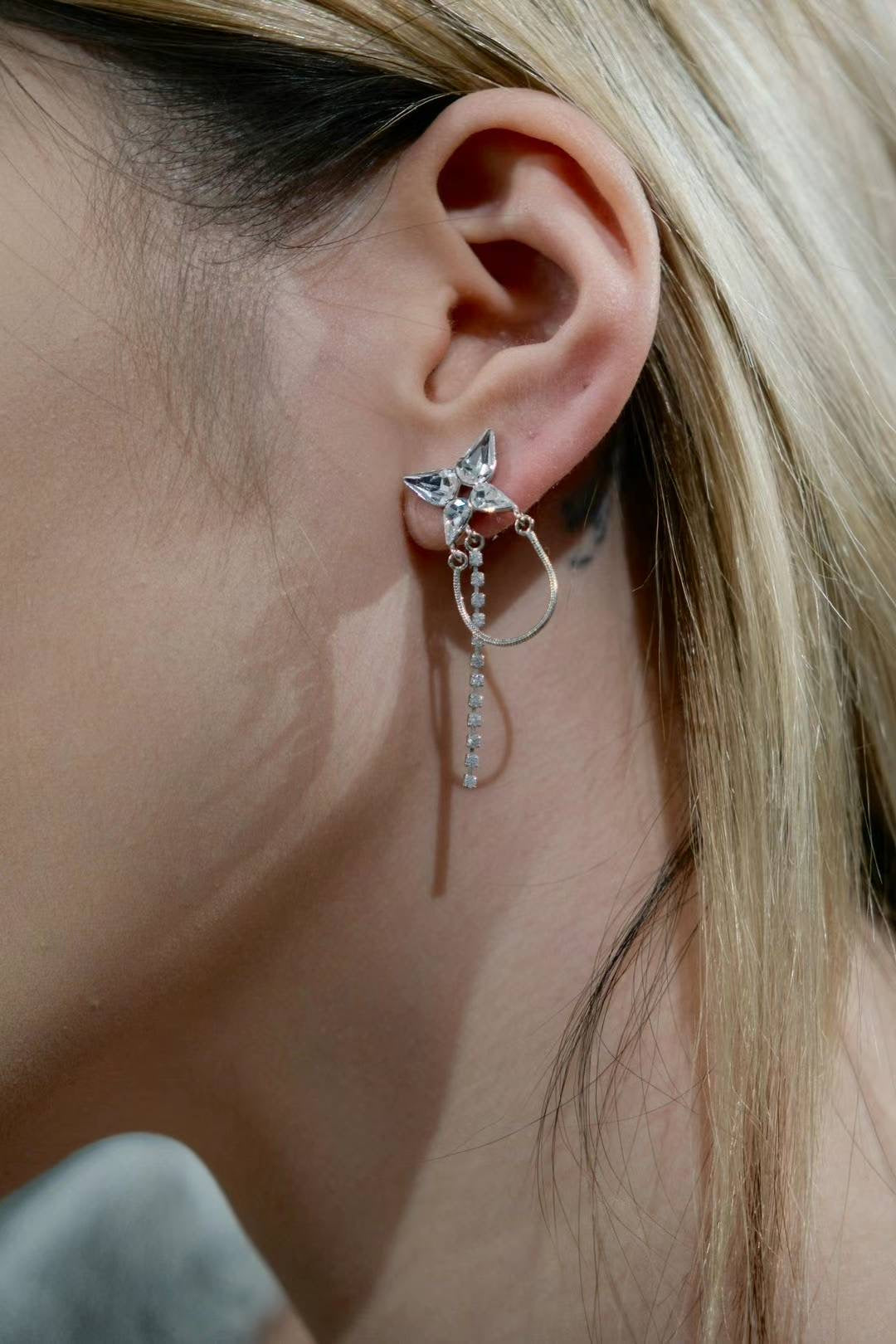 ABYB mini butterfly earrings(one sided)