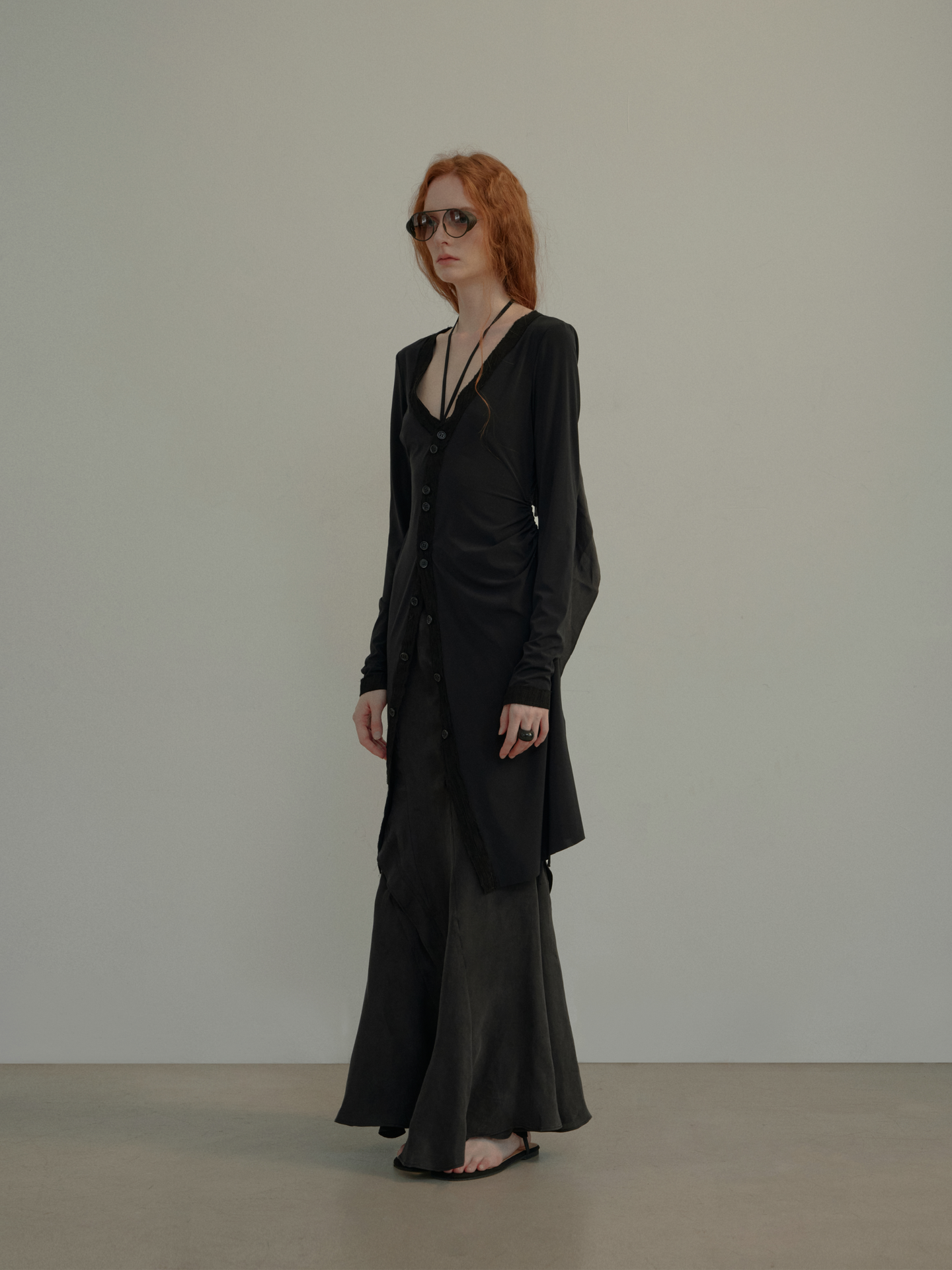 ELYWOOD BLACK SLIM-FIT DRAWSTRING LONG CARDIGAN