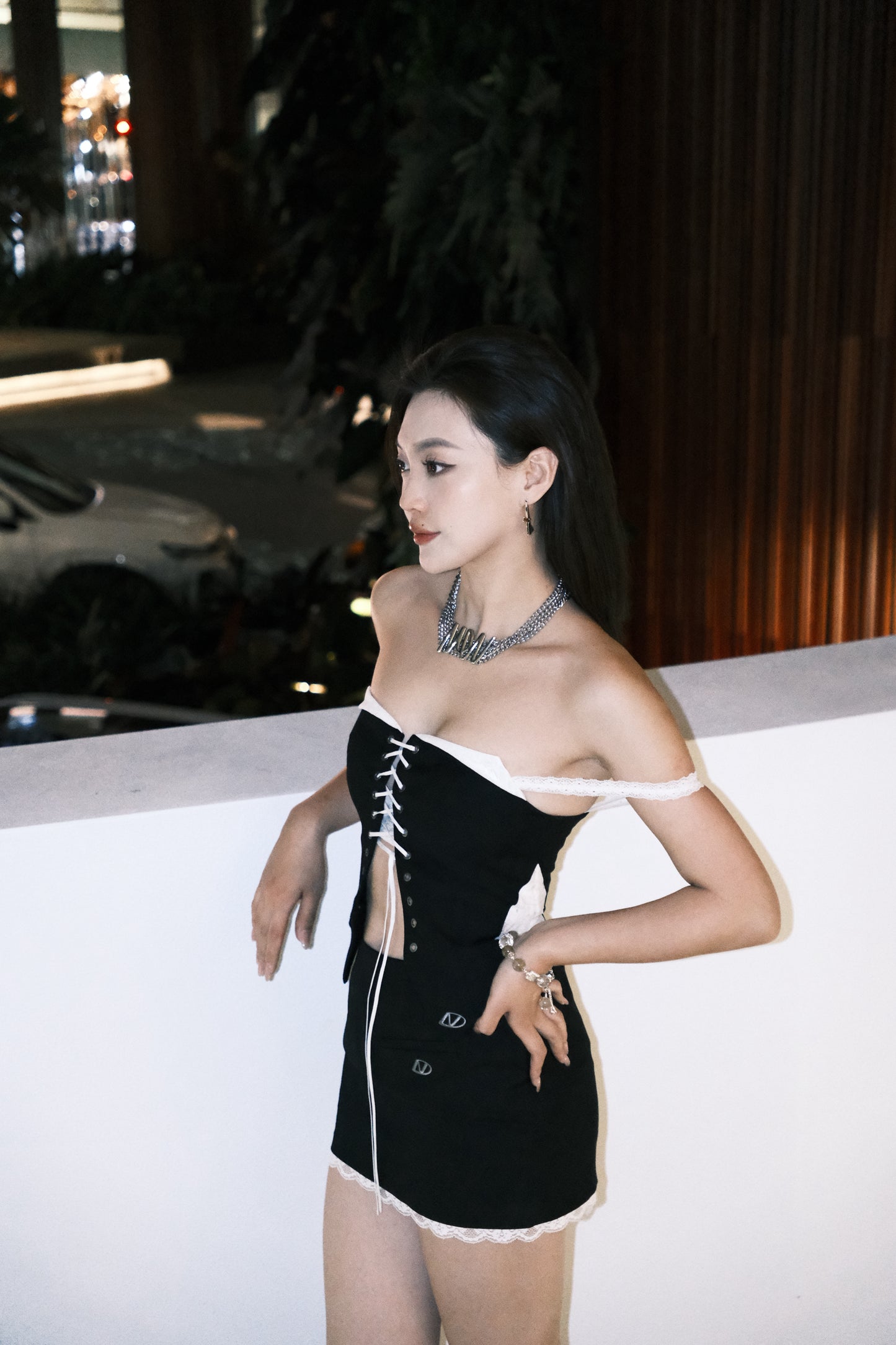 NAWS BLACK SKIRT