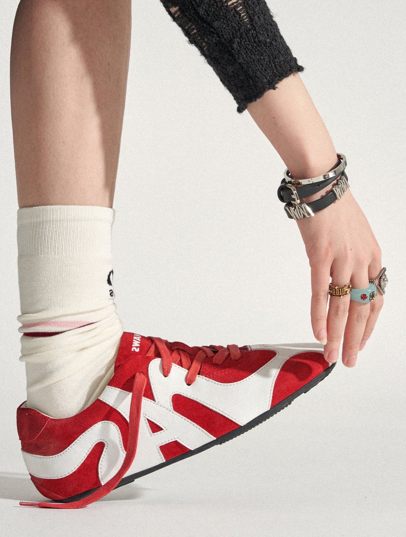NAWS RED NO. N TRAINING SHOES