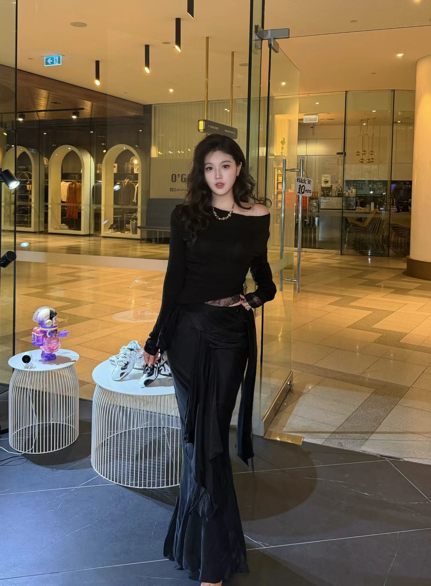 Elywood BLACK ASYMMETRIC SHEER OFF-SHOULDER TOP