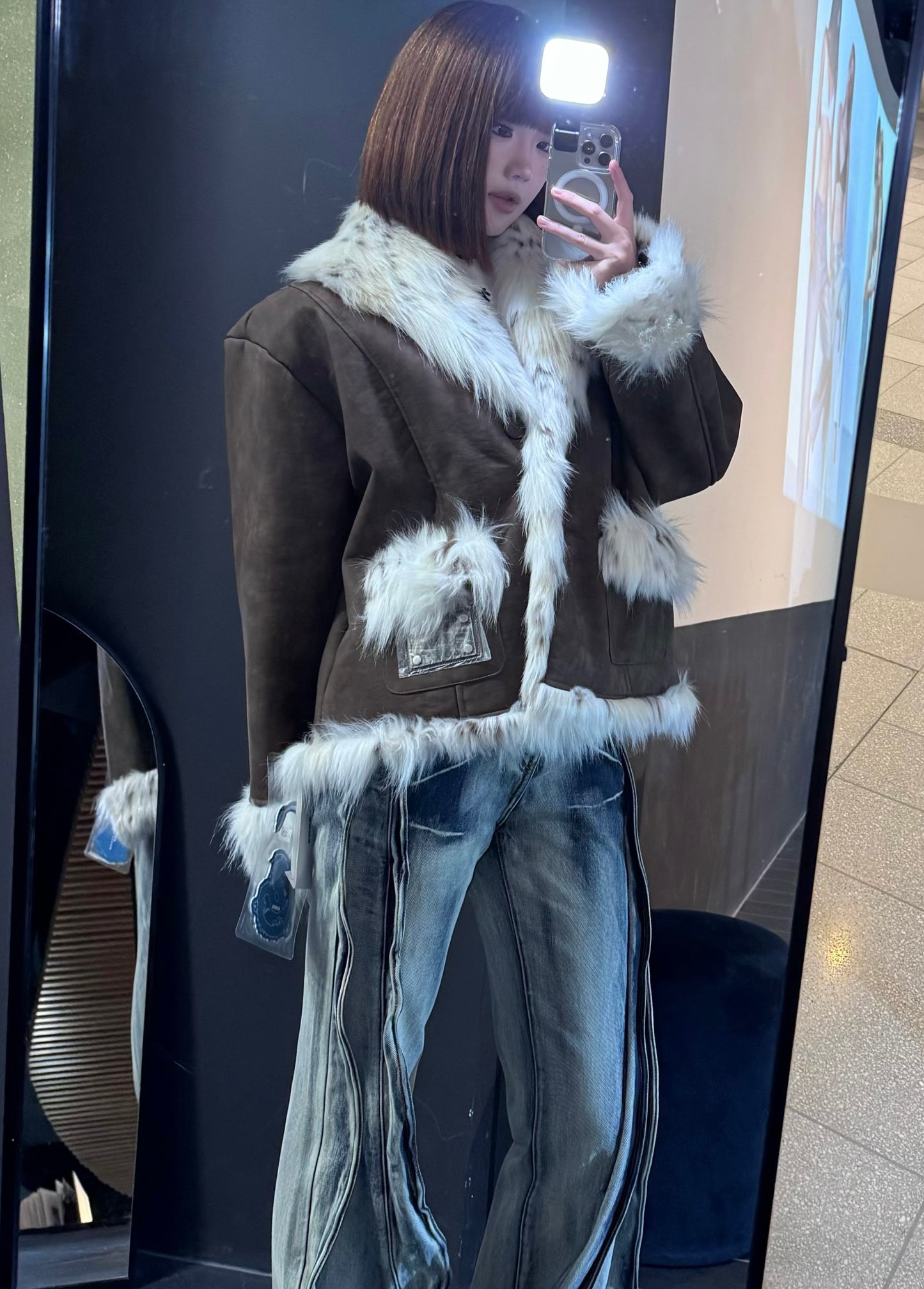 NAWS SNOW LEOPARD FAUX FUR
