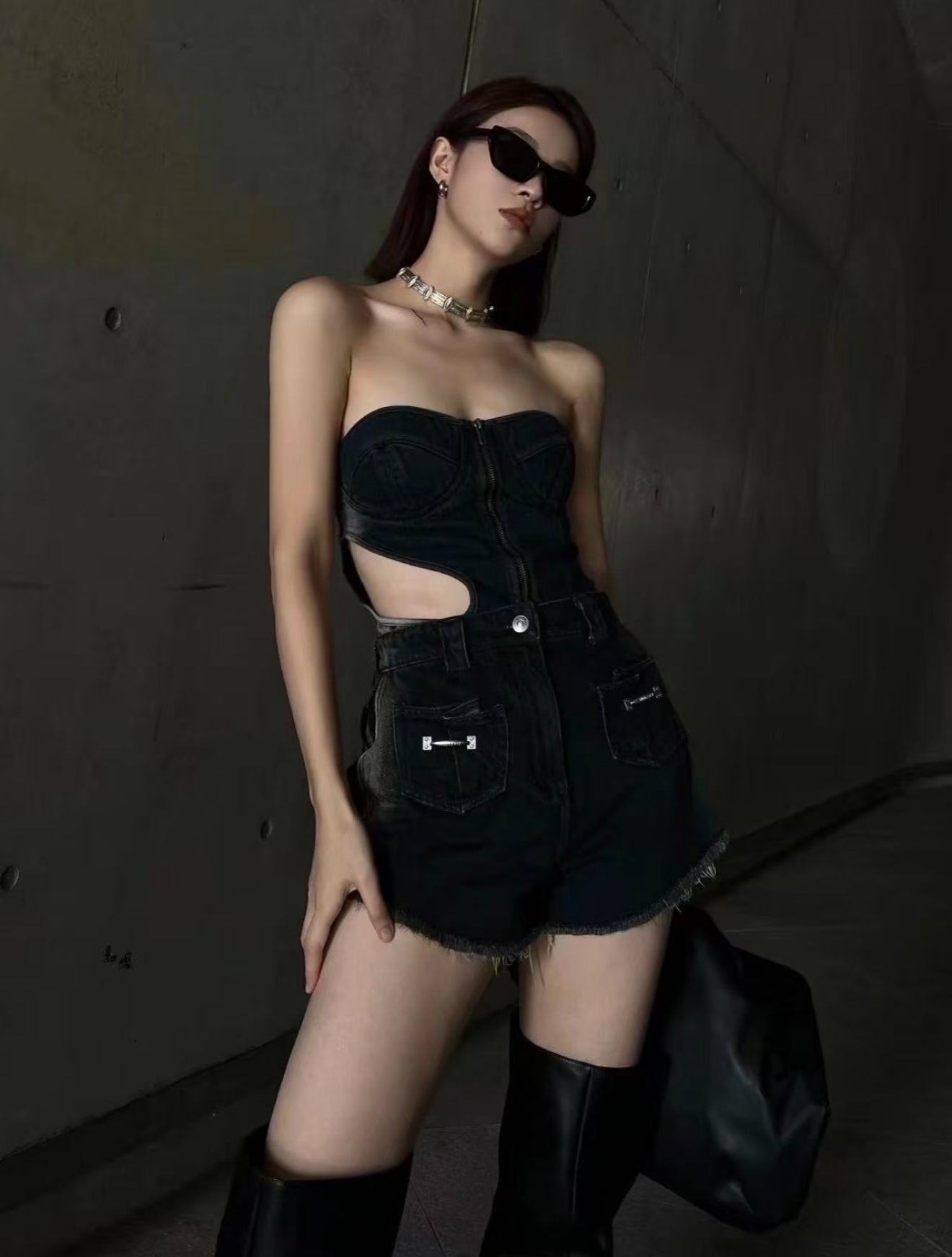 YJ1 LAUNDRY YJ-HANDLE DENIM SHORTS