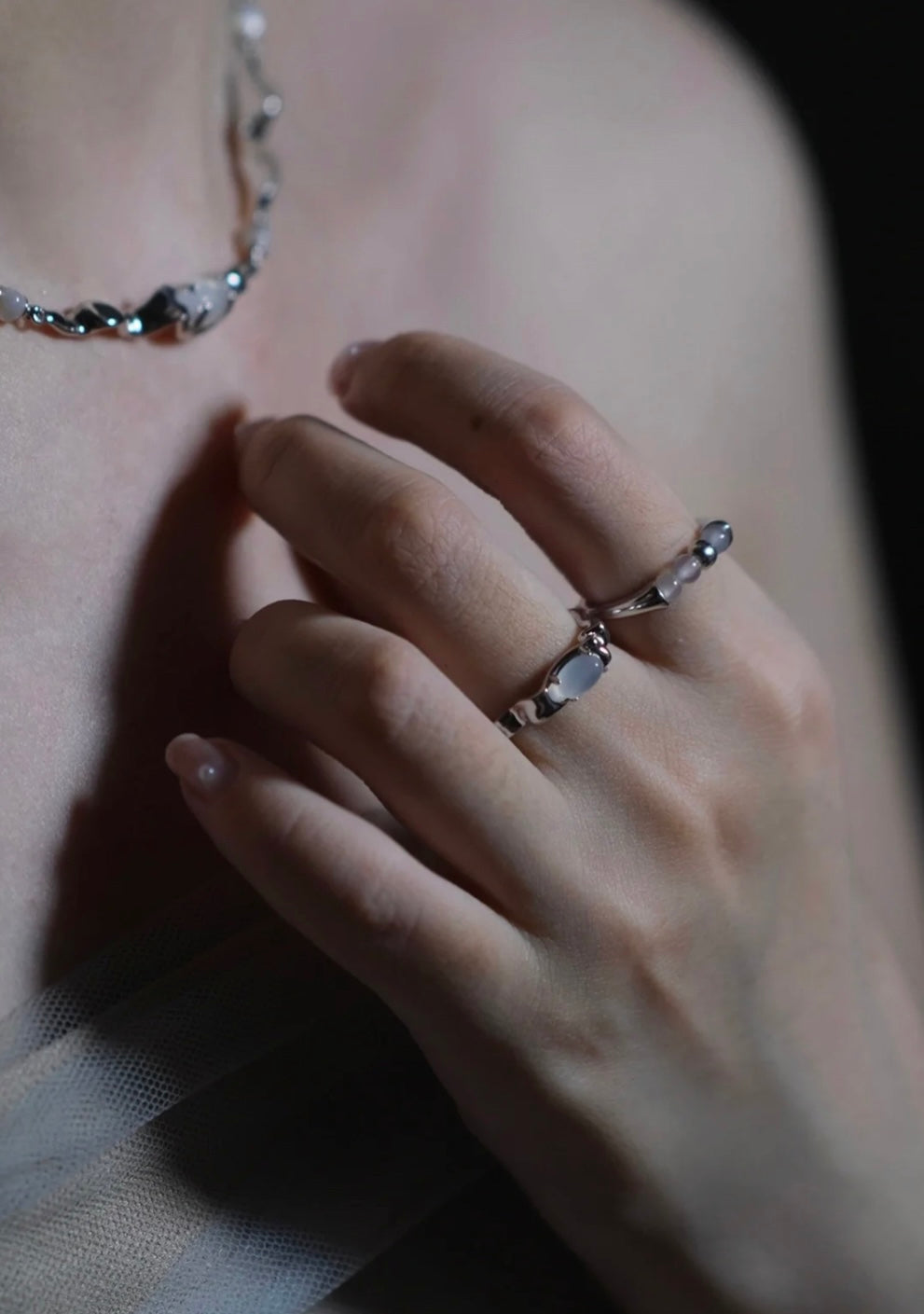 Miowrhyme silver ring with moonstone and beads