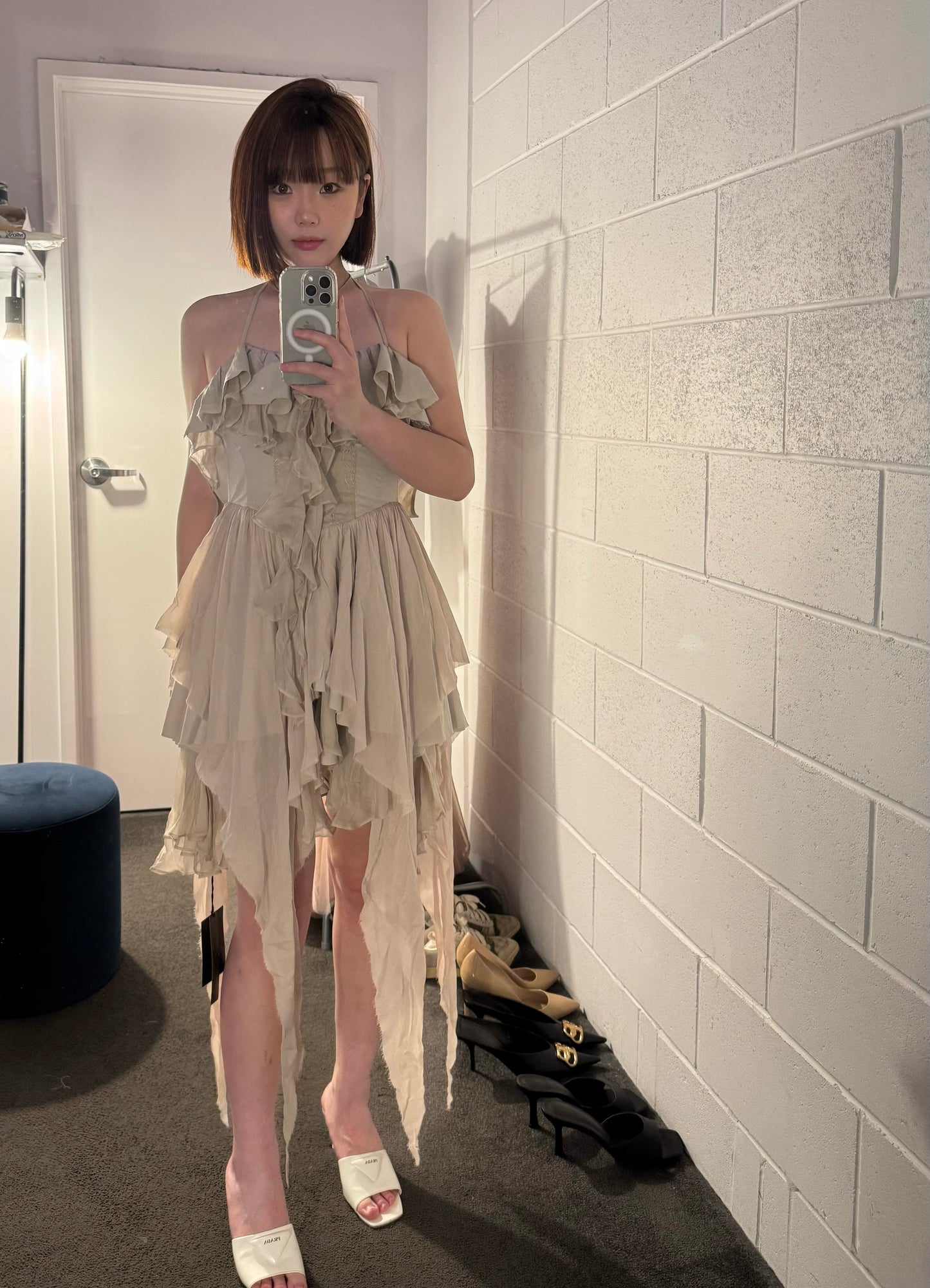 ELYWOOD BEIGE FLORAL HALTER SHORT DRESS