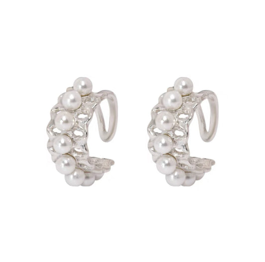 Miowrhyme pearl ear cuff(one sided)
