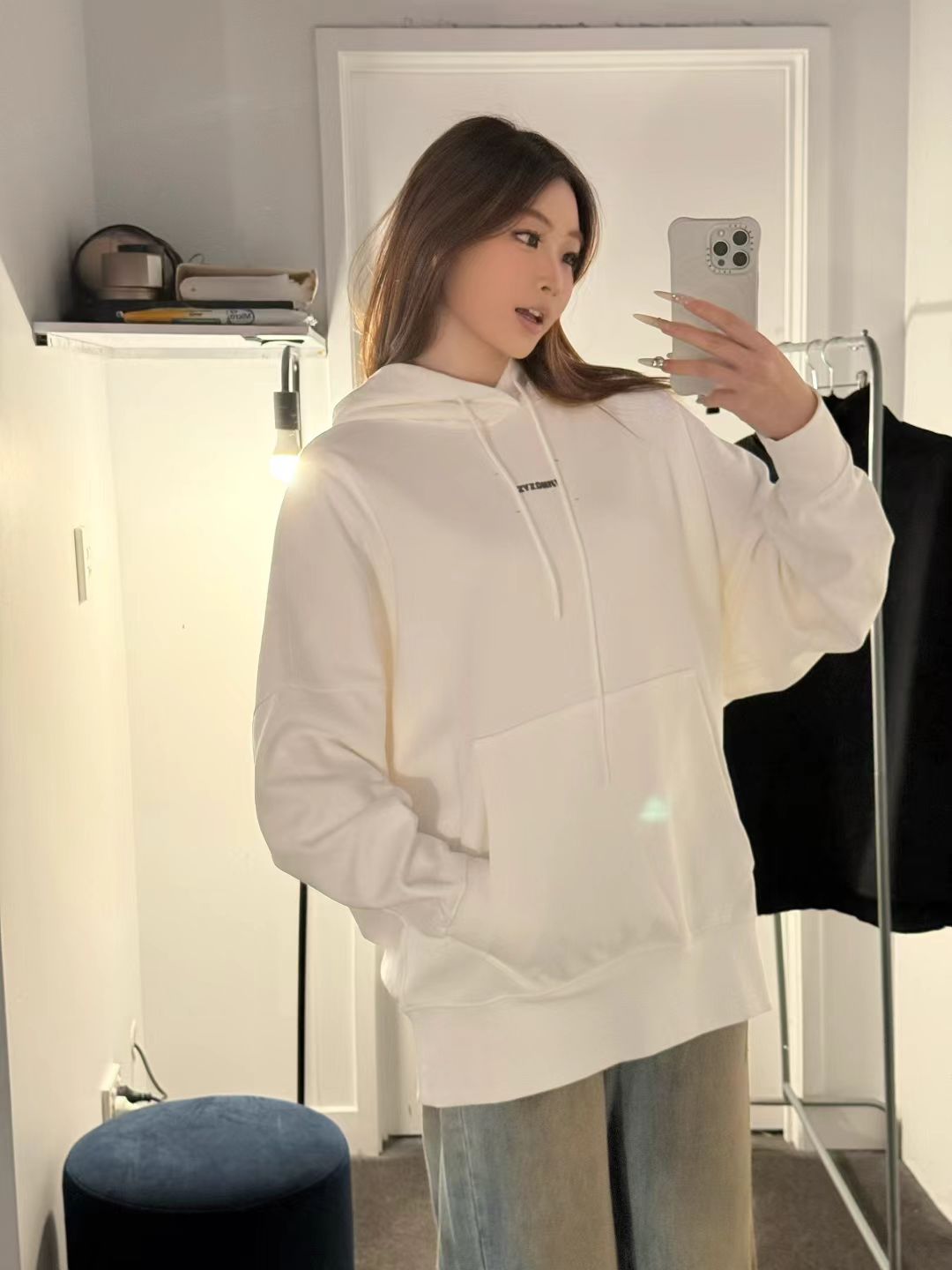 YJ PRINTED HOODIE IN WHITE