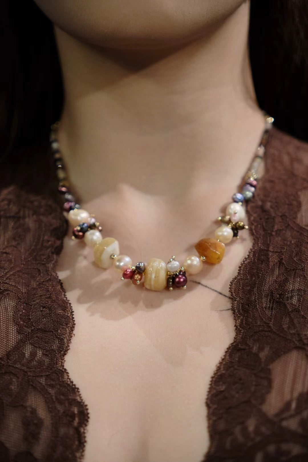 GULLOO carnelian and pearl necklace
