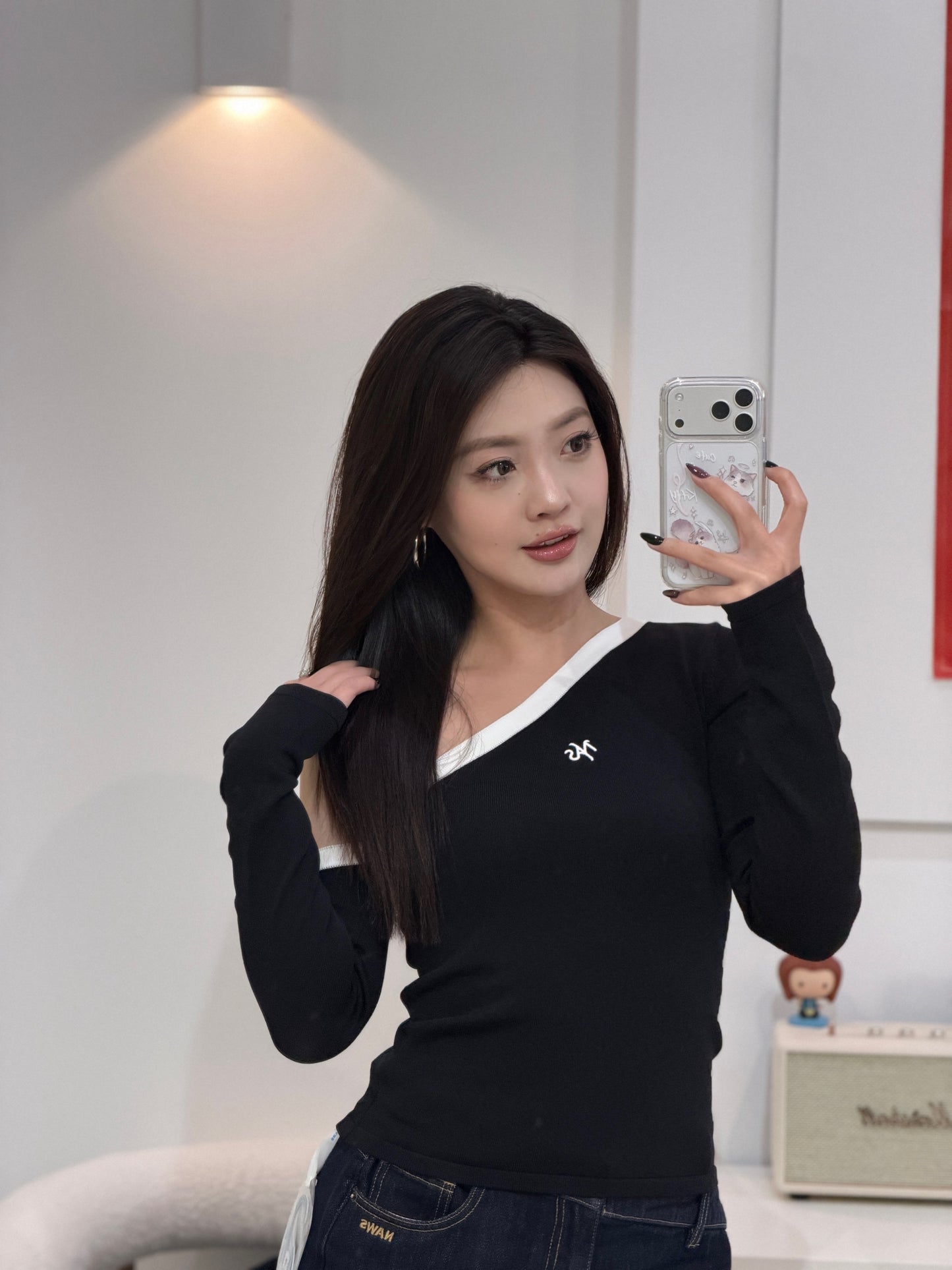 NAWS SCULPTURE BLACK KNITSHIRT
