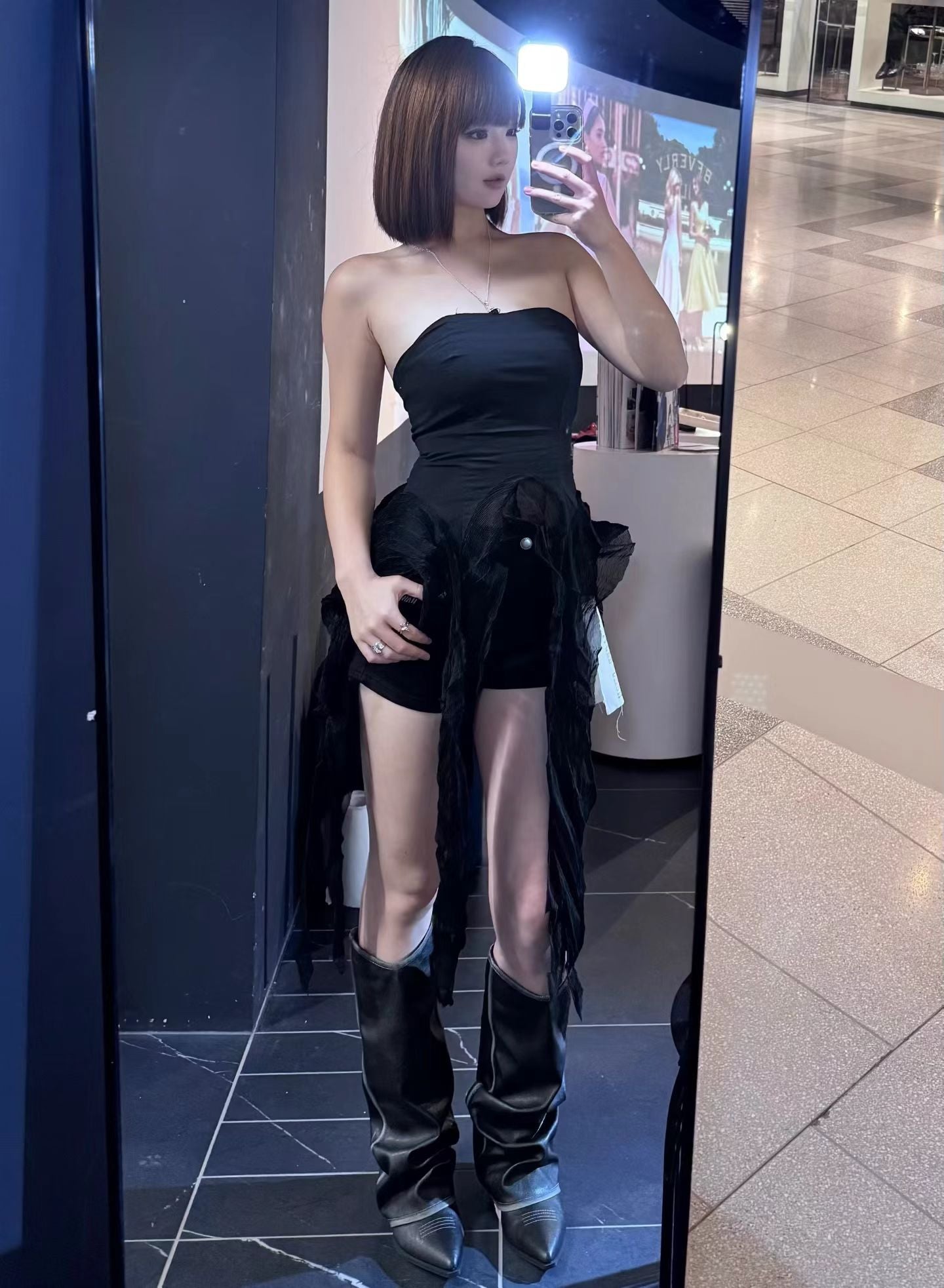 NAWS HIGH WAIST BLACK DENIM SHORTS