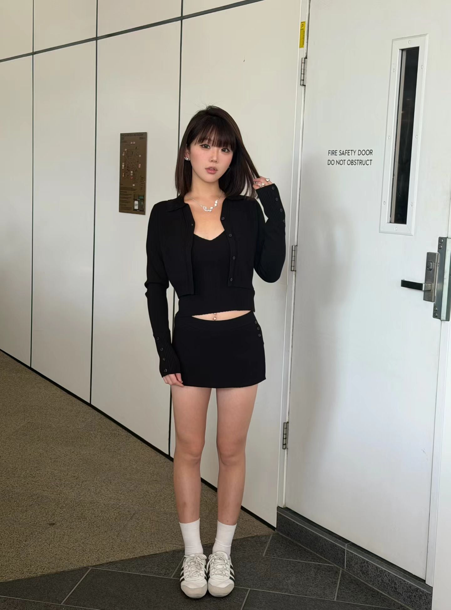 Nana Jacqueline Carrie Short(Black)