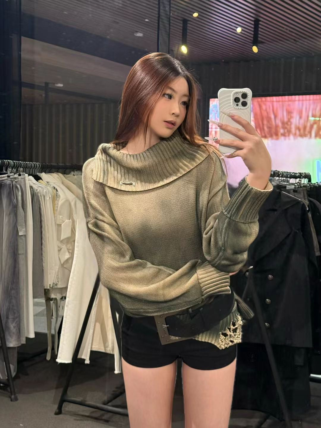 YJ1 DISTRESSED OVERSIZED SWEATER IN GREEN