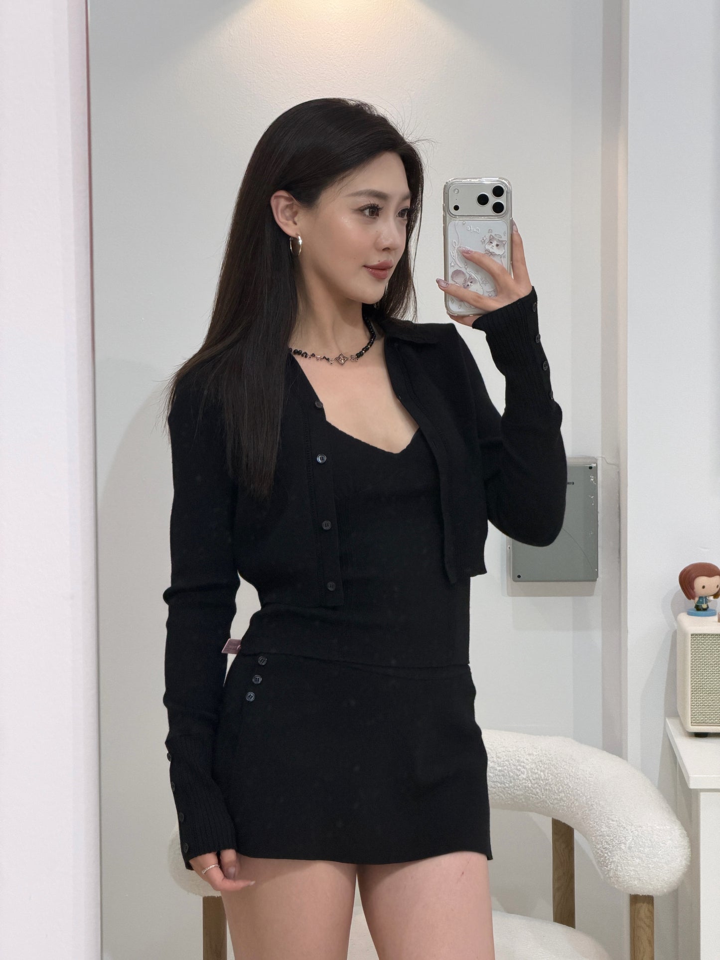 Nana Jacqueline Carrie Top (Black)