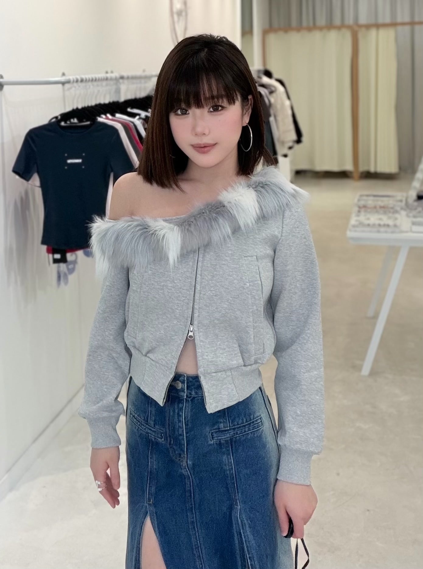 YJ1 ONE SHOULDER FAUX FUR CAPLESS JACKET IN GRAY