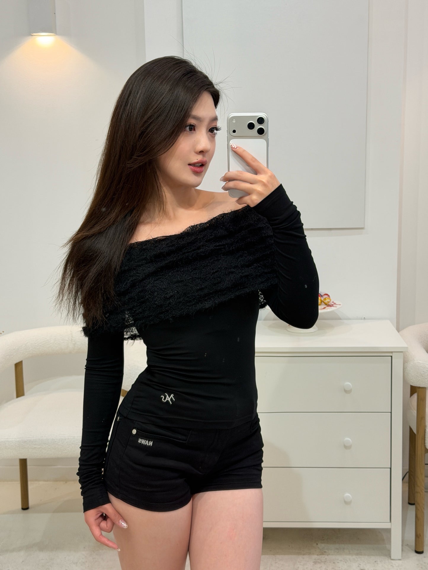 NAWS BLACK ICY-ROSE LONG SLEEVE TEE