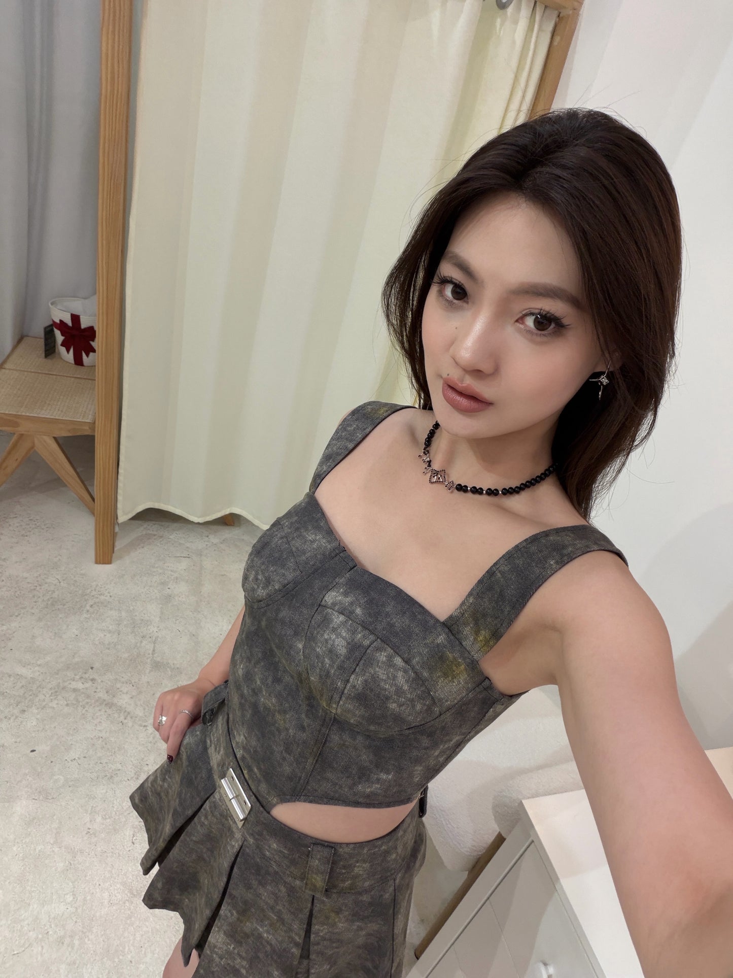 YJ1 DENIM ACID-WASH BUSTIER TOP IN GRAY
