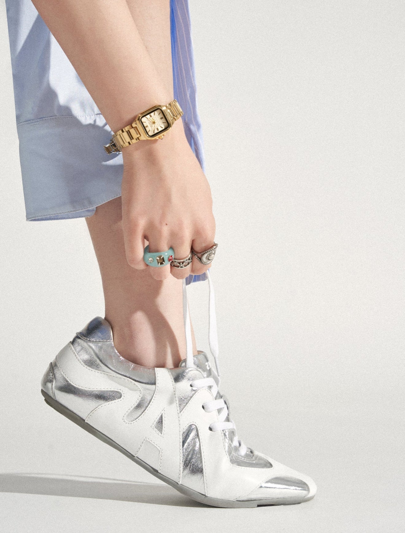 NAWS SILVER NO. N TRAINING SHOES