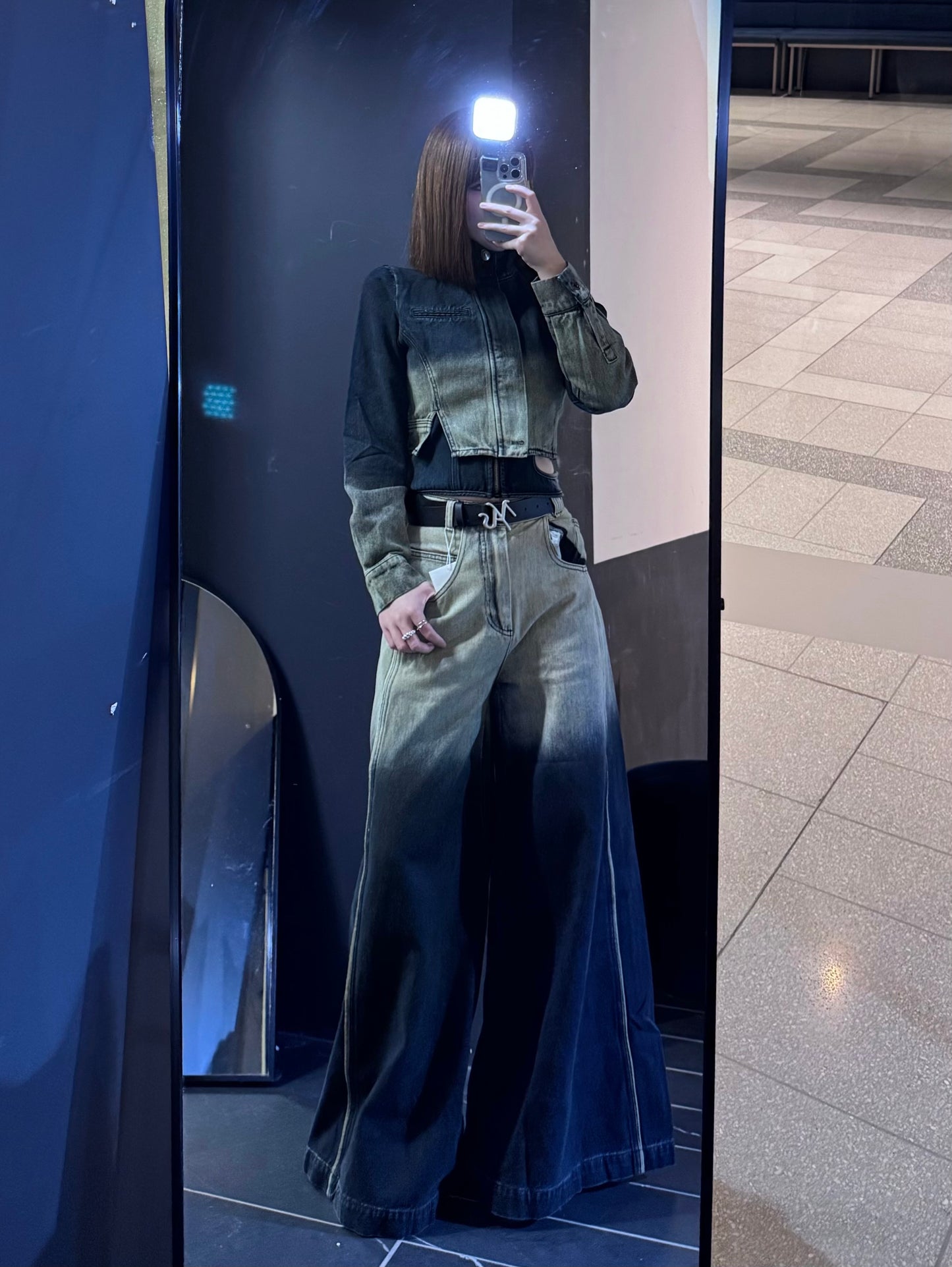 YJ1 CROPPED GRADIENT DENIM JACKET
