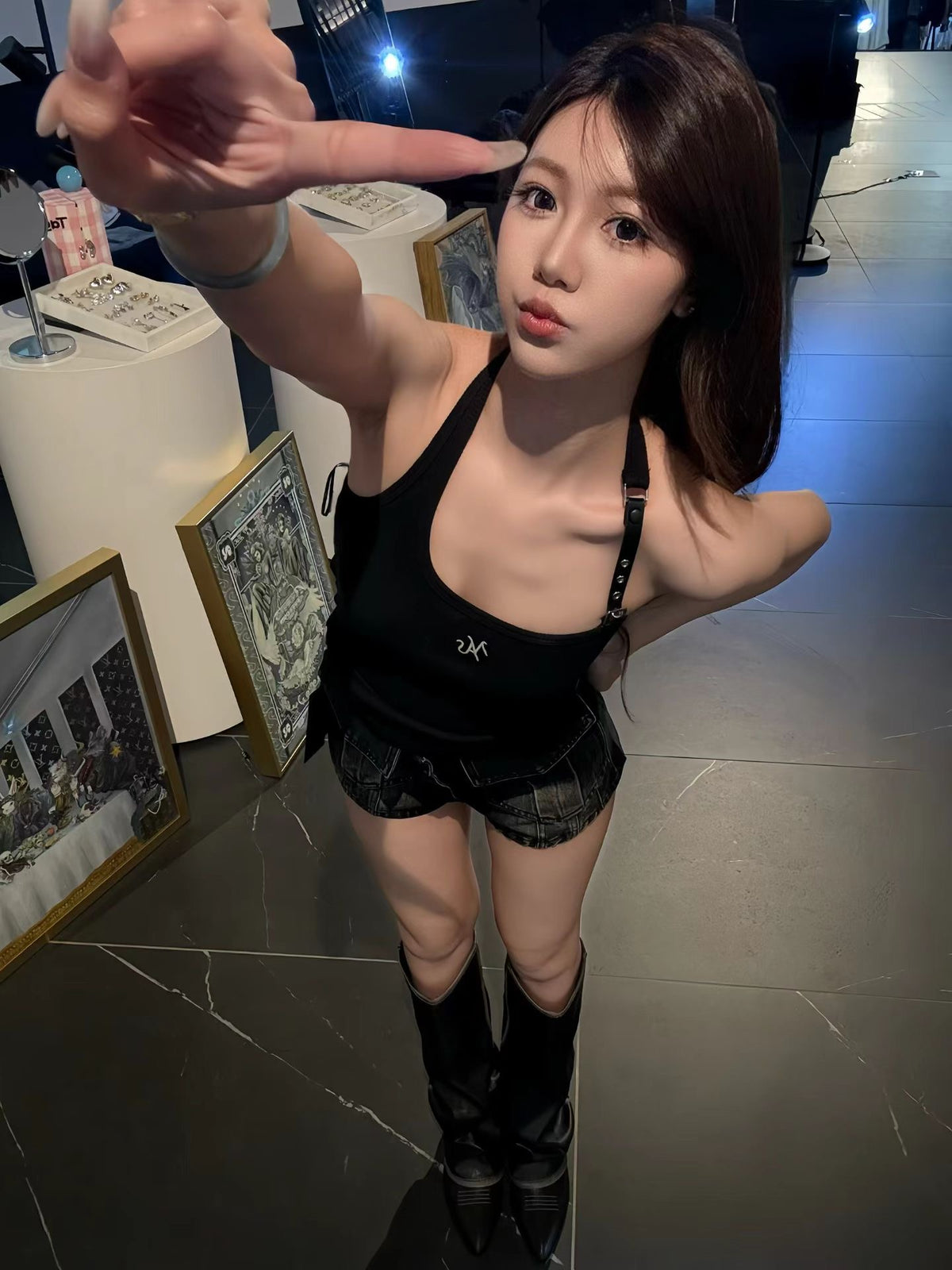 YJ1 WASHED ULTRA MINI DENIM SHORTS IN BLACK