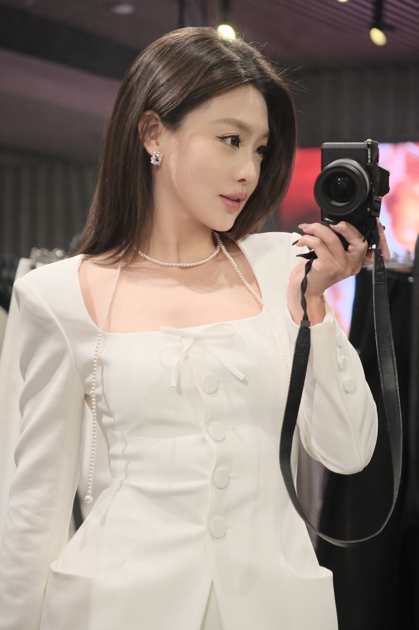 Nana Jacqueline Tiffani Blazer (White)