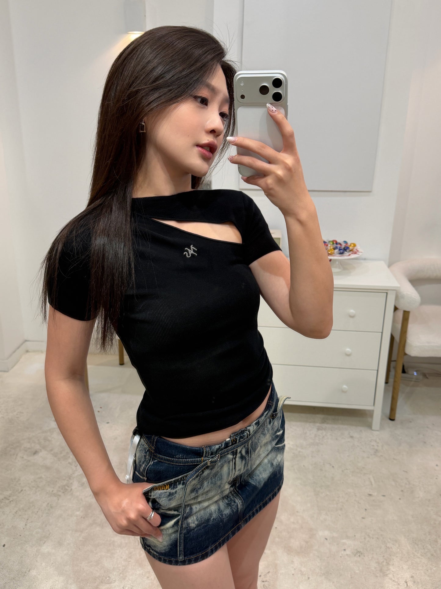 NAWS VOLCANIC MINI SKIRT