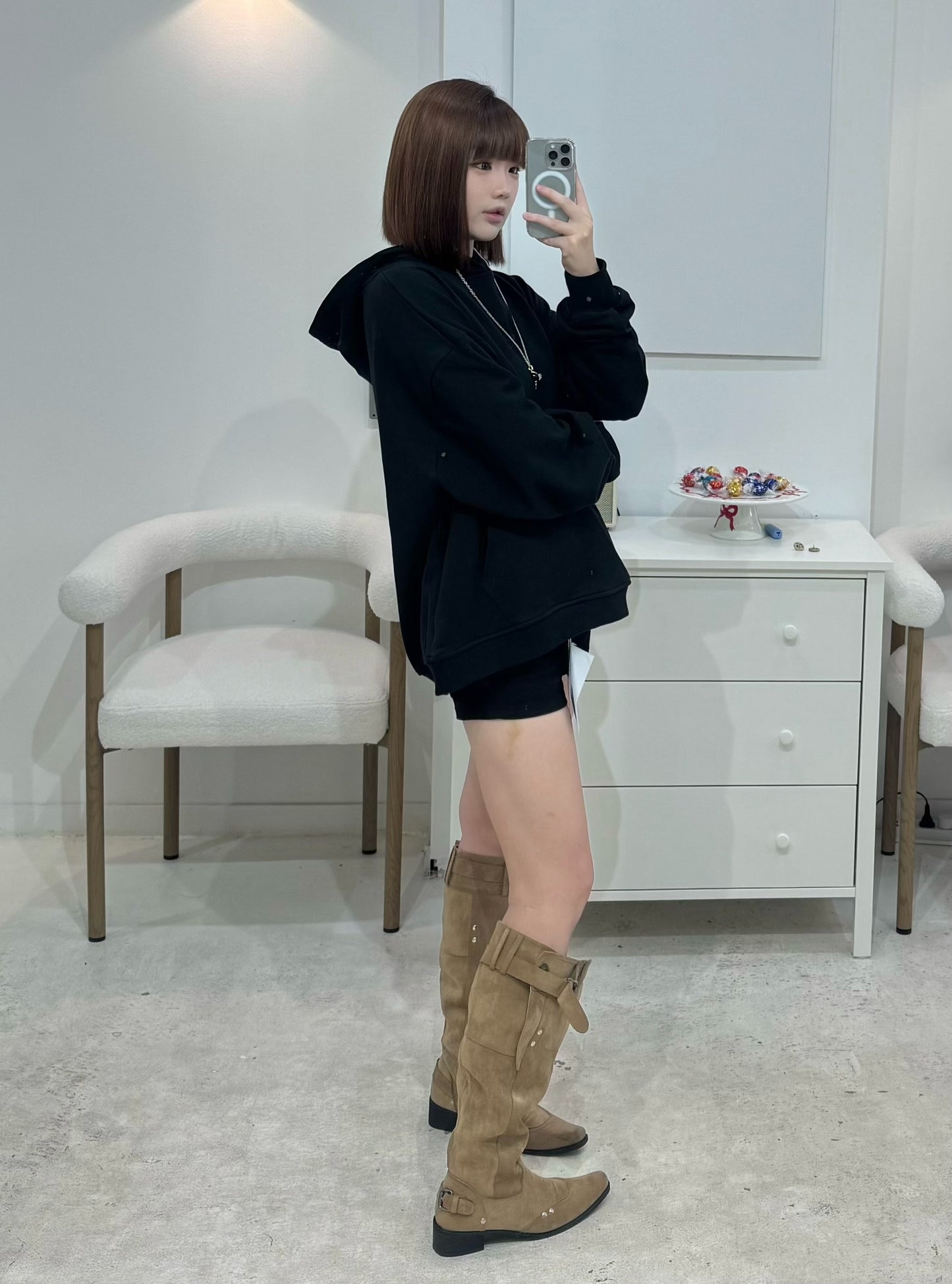 NAWS WANDERING BLACK HOODIE