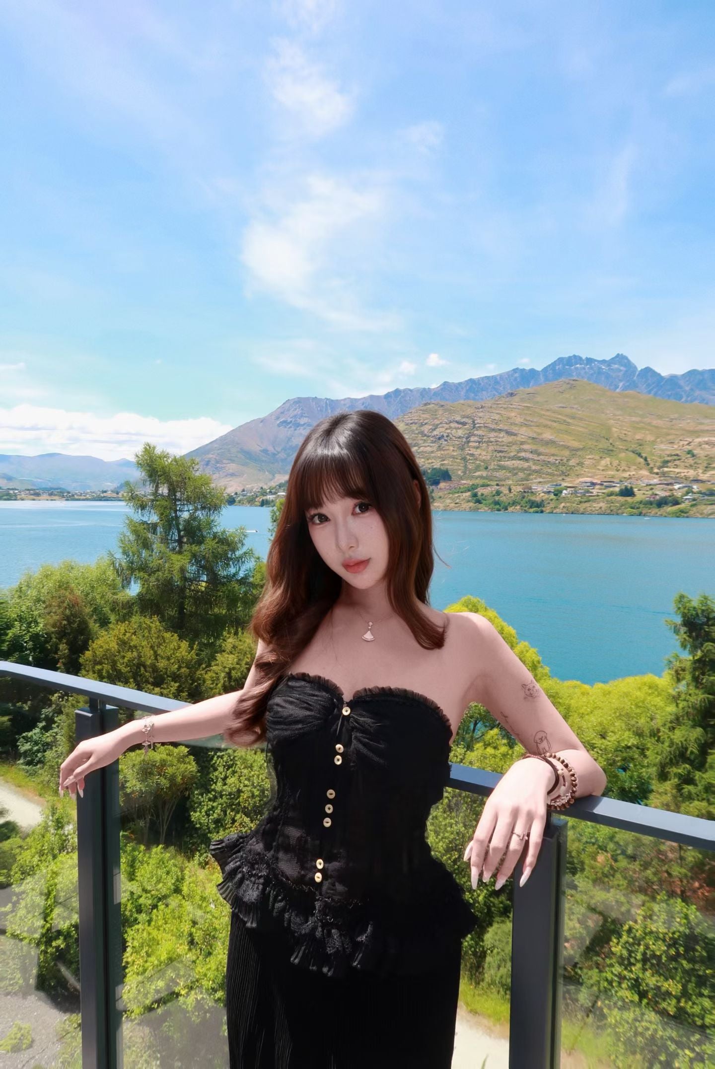 By cookie H. Black bloody marry top
