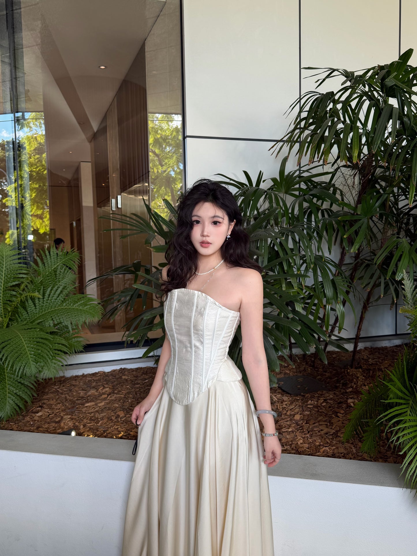 Crow Crew Off-shoulder pure color maxi dress