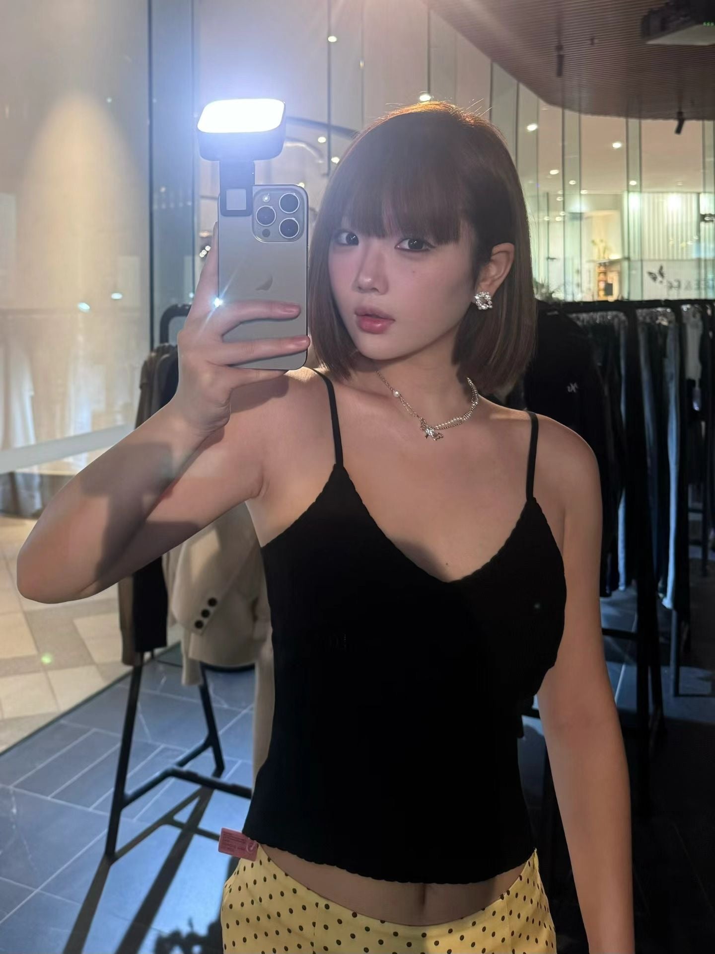 Nana Jacqueline Carrie Top (Black)