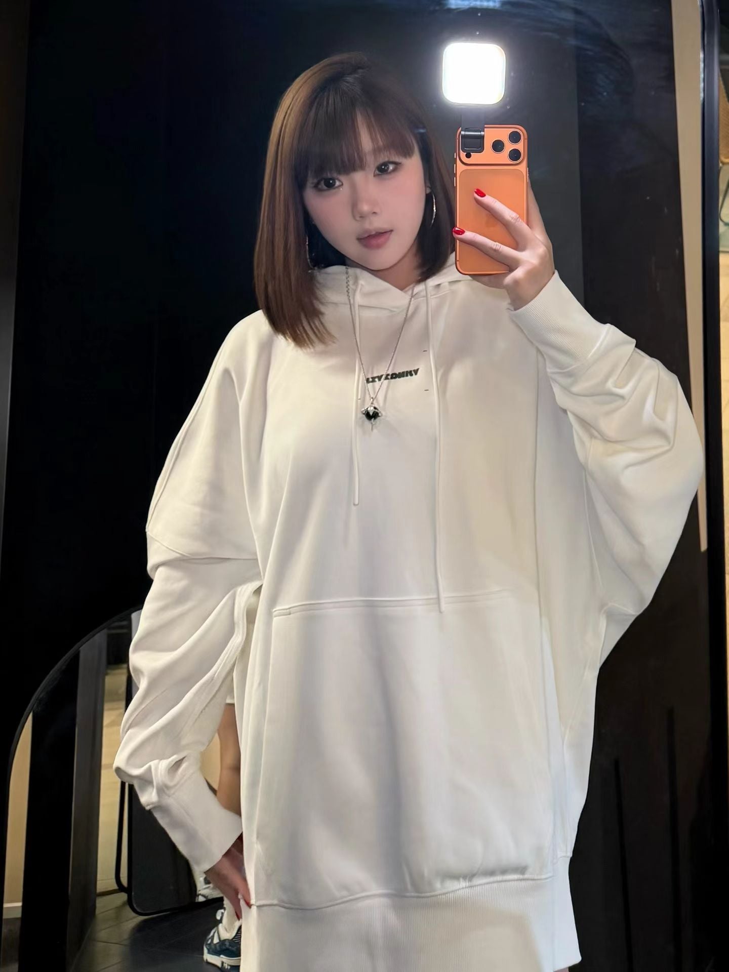 YJ PRINTED HOODIE IN WHITE