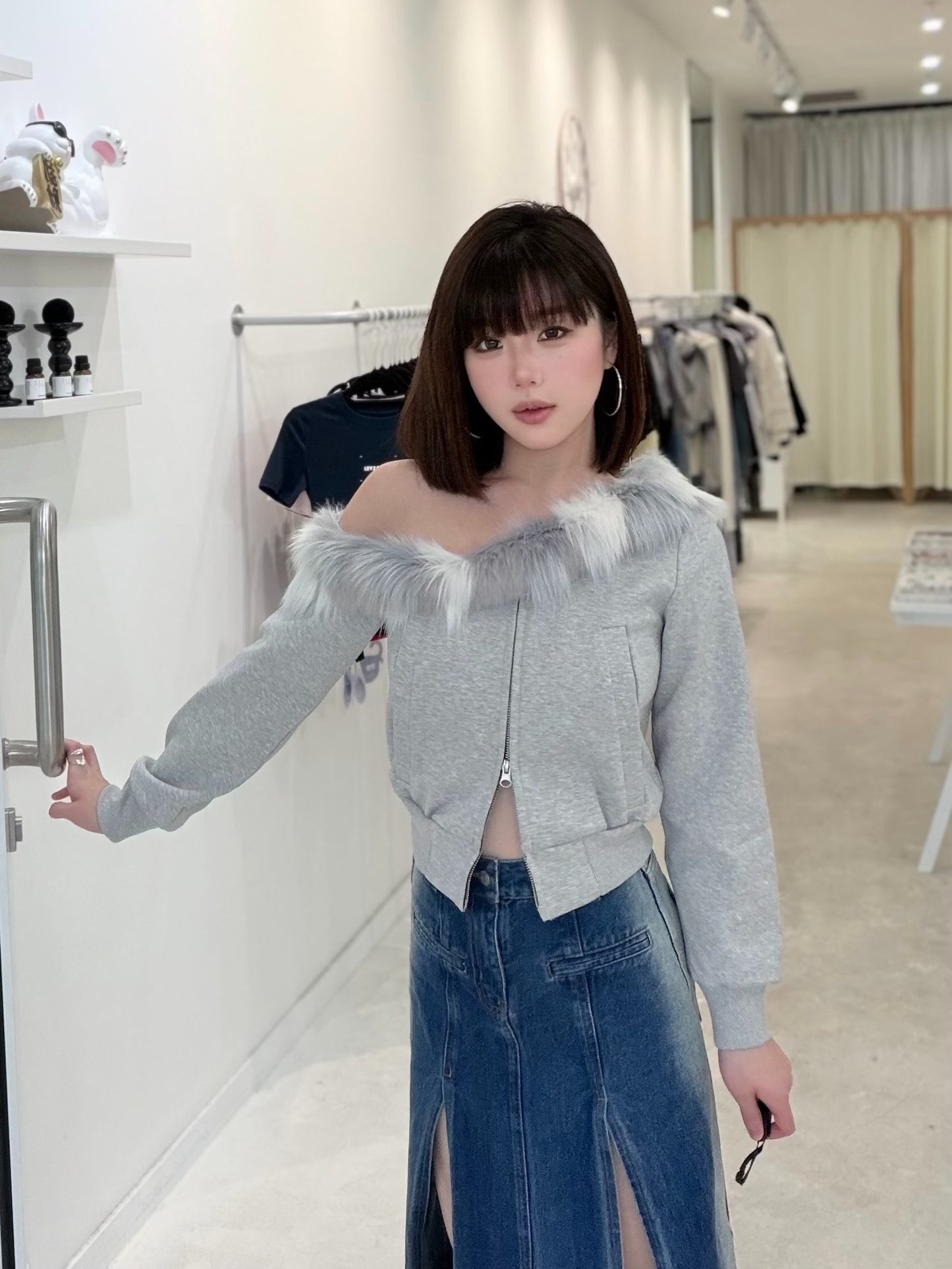YJ1 ONE SHOULDER FAUX FUR CAPLESS JACKET IN GRAY
