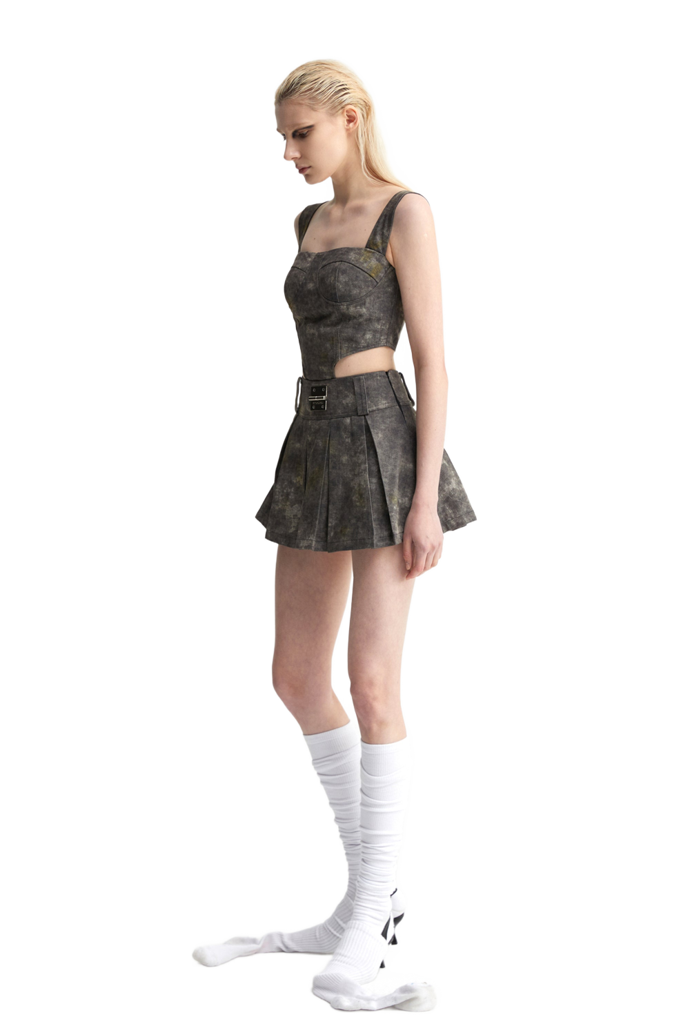 YJ1 DENIM ACID-WASH SKIRT IN GRAY