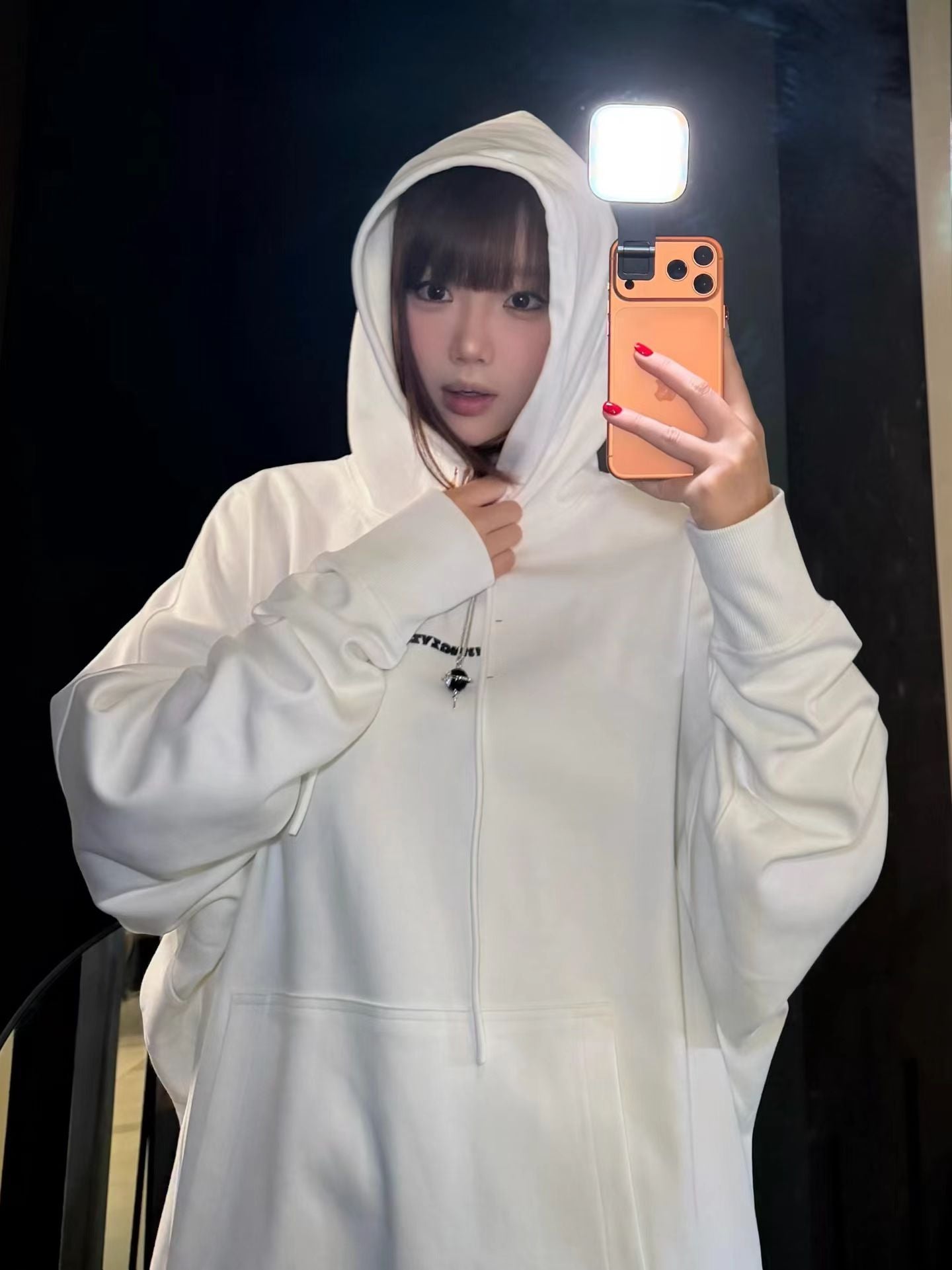 YJ PRINTED HOODIE IN WHITE