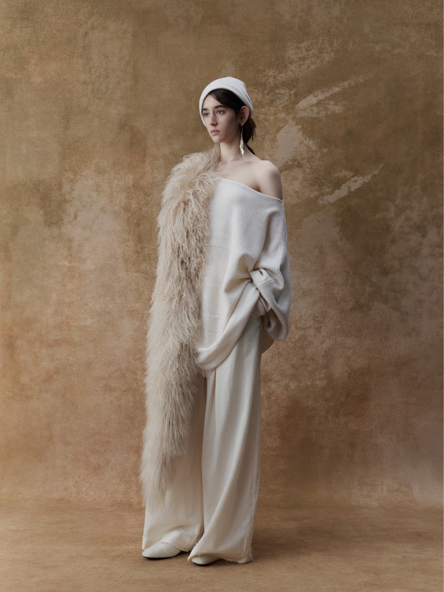 Elywood OFF-WHITE TEXTURED PANELLED SWEATER