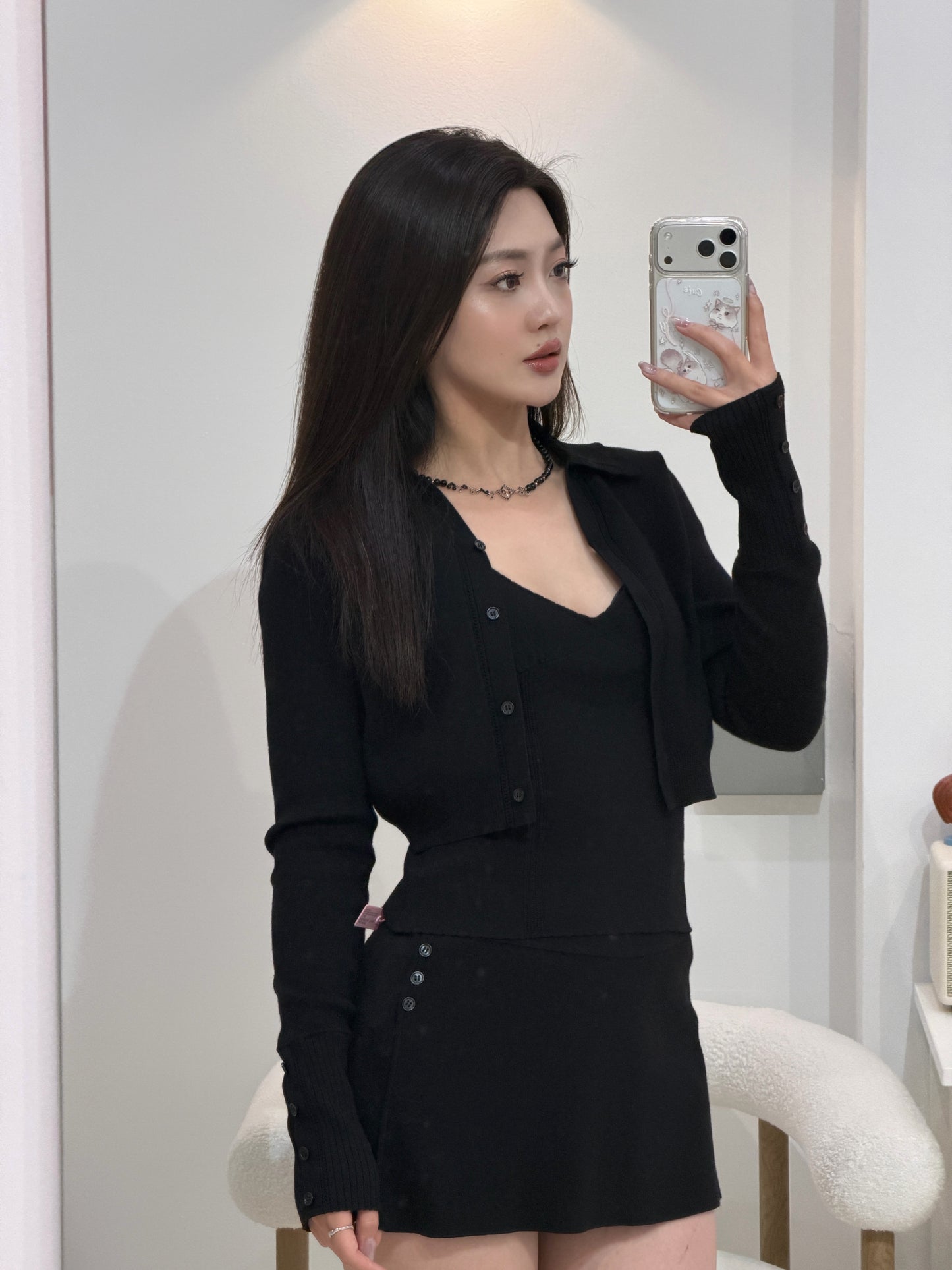 Nana Jacqueline Carrie Top (Black)